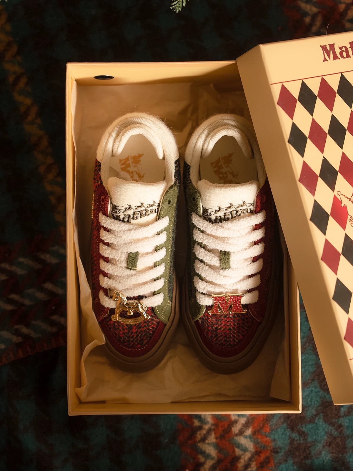 馬嘉祺同款 MATNUT 鴛鴦拼色厚底增高紅色板鞋