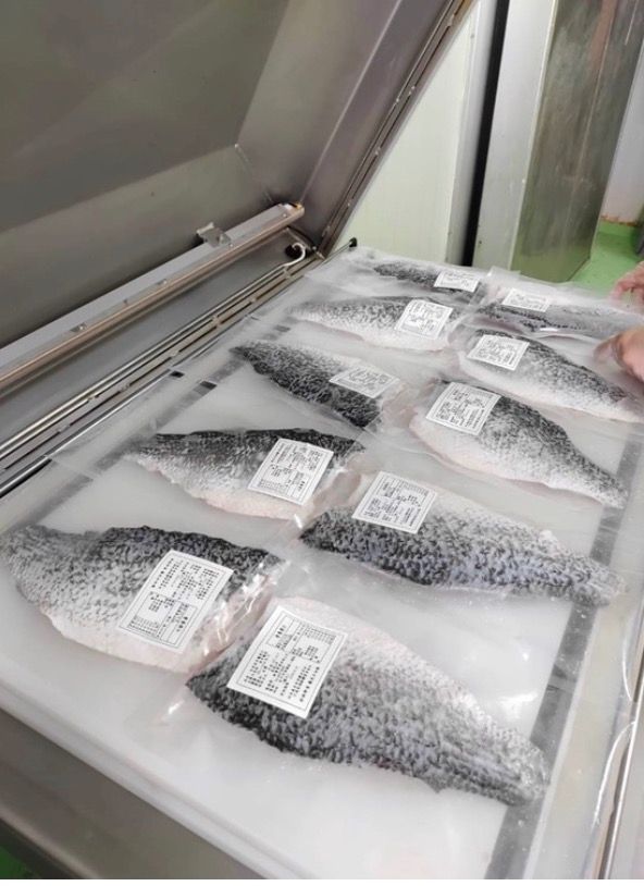 【豐盈水產】金目鱸魚/鮮美帶皮鱸魚片去/清肉鱸魚片/無刺鱸魚清肉（200-300公克±10%規格/片）清蒸煮湯皆宜