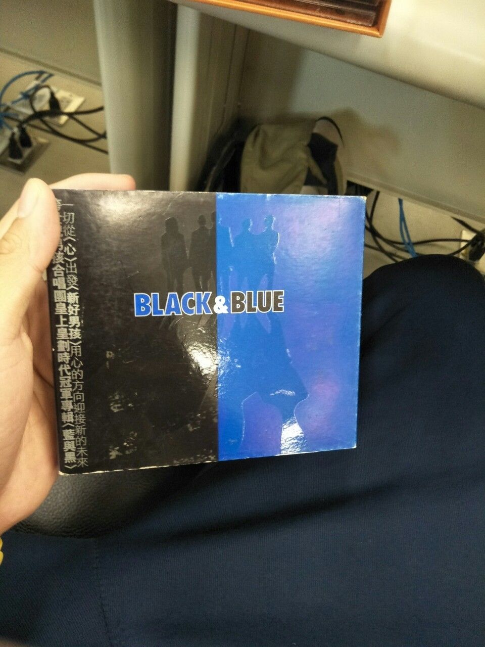 BLACK＆BLUE