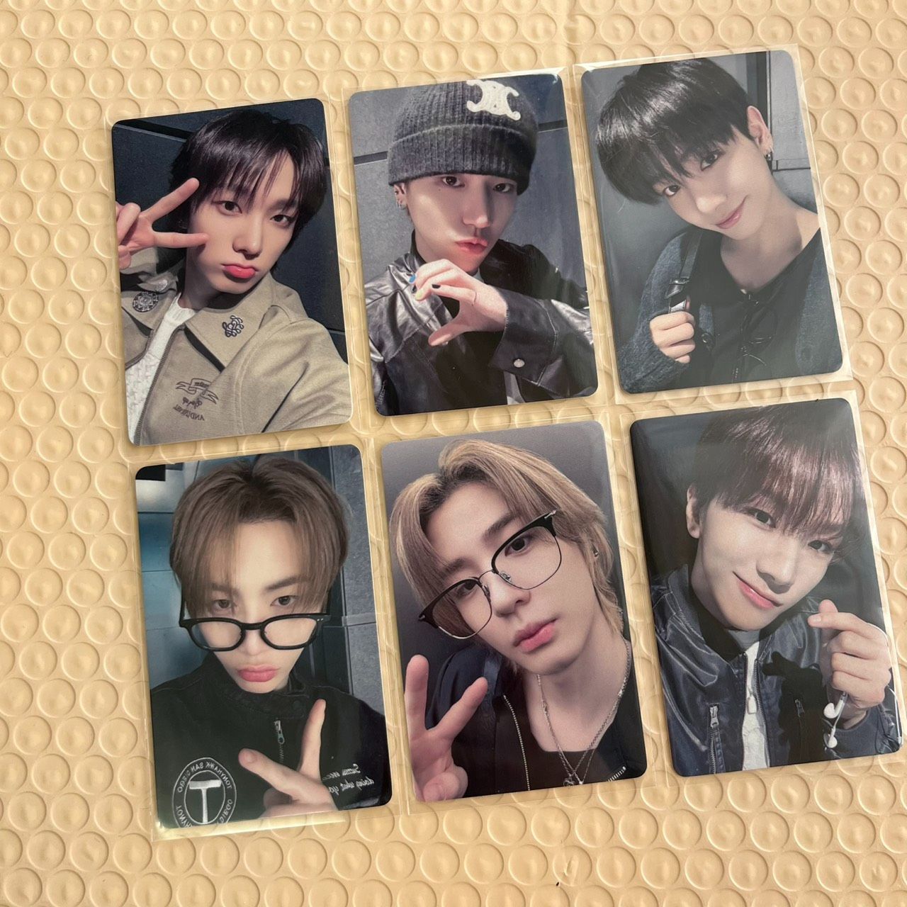 yzy 線上簽售1.0 有跟團才可以下單!