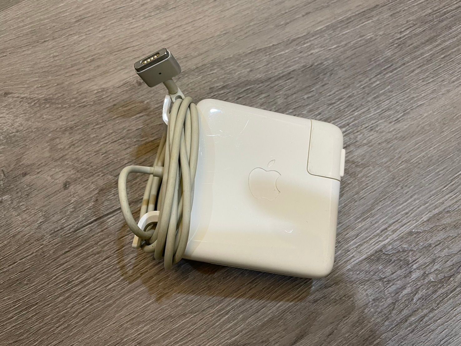 APPLE  MagSafe 2 60W 變壓器