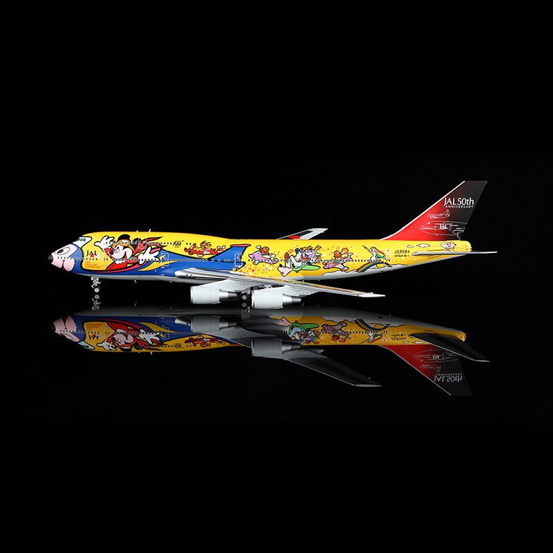 SQ 1/200 日本航空 747-400D 迪士尼50周年彩繪機 JA8084 L2111