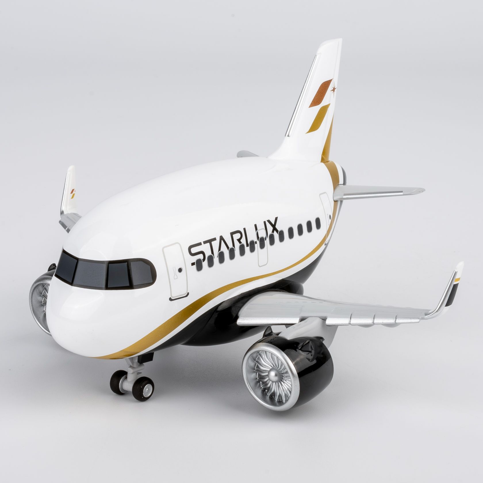 CUMO 星宇航空 A321 Q版 塑膠版