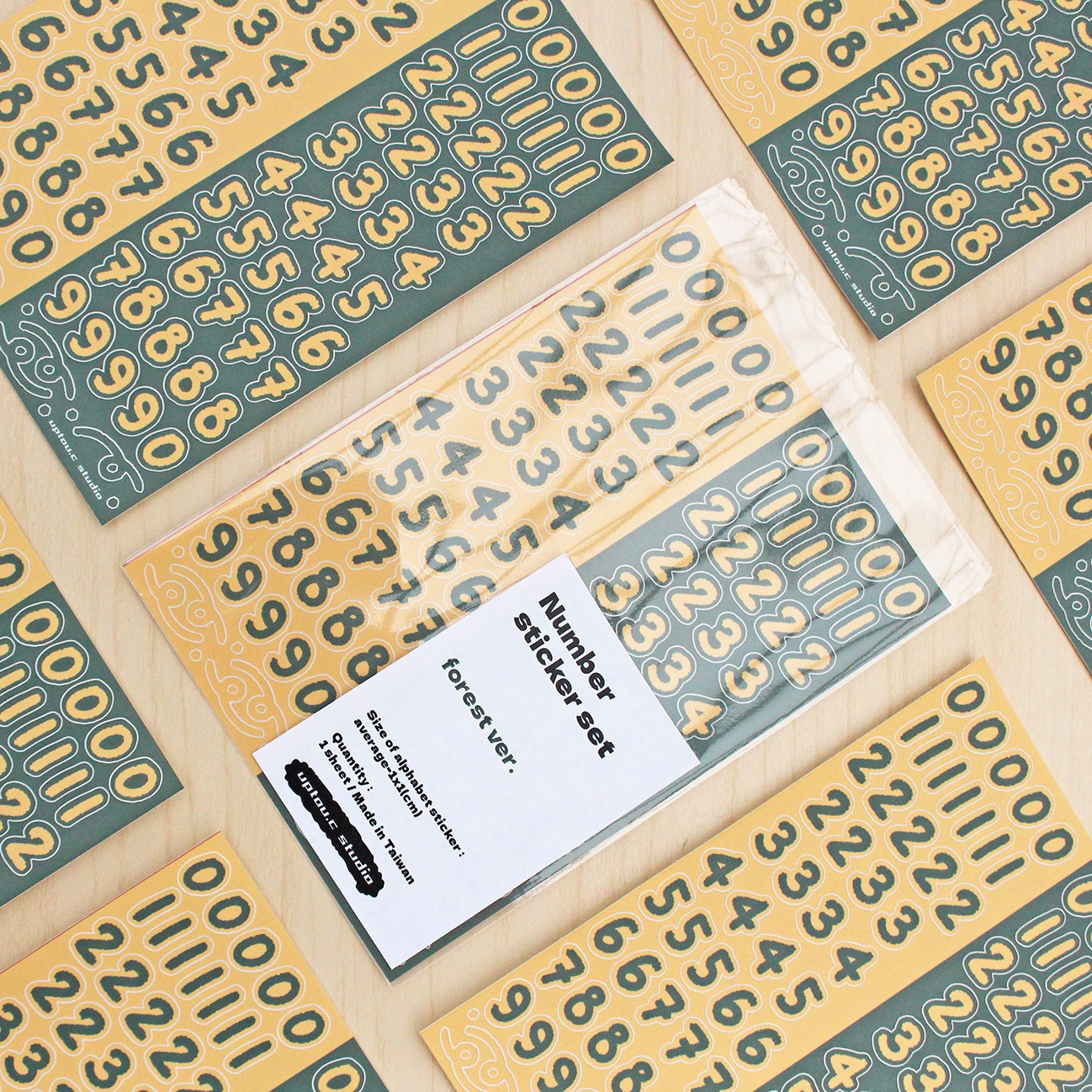 數字貼紙〈forest ver.〉（1入）防水霧膜合成材質