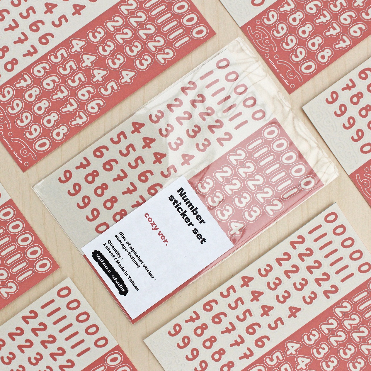 數字貼紙〈cozy ver.〉（1入）防水霧膜合成材質