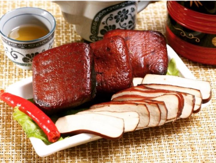 【阿囉哈滷味】黑豆干（大溪豆干）  170g /包