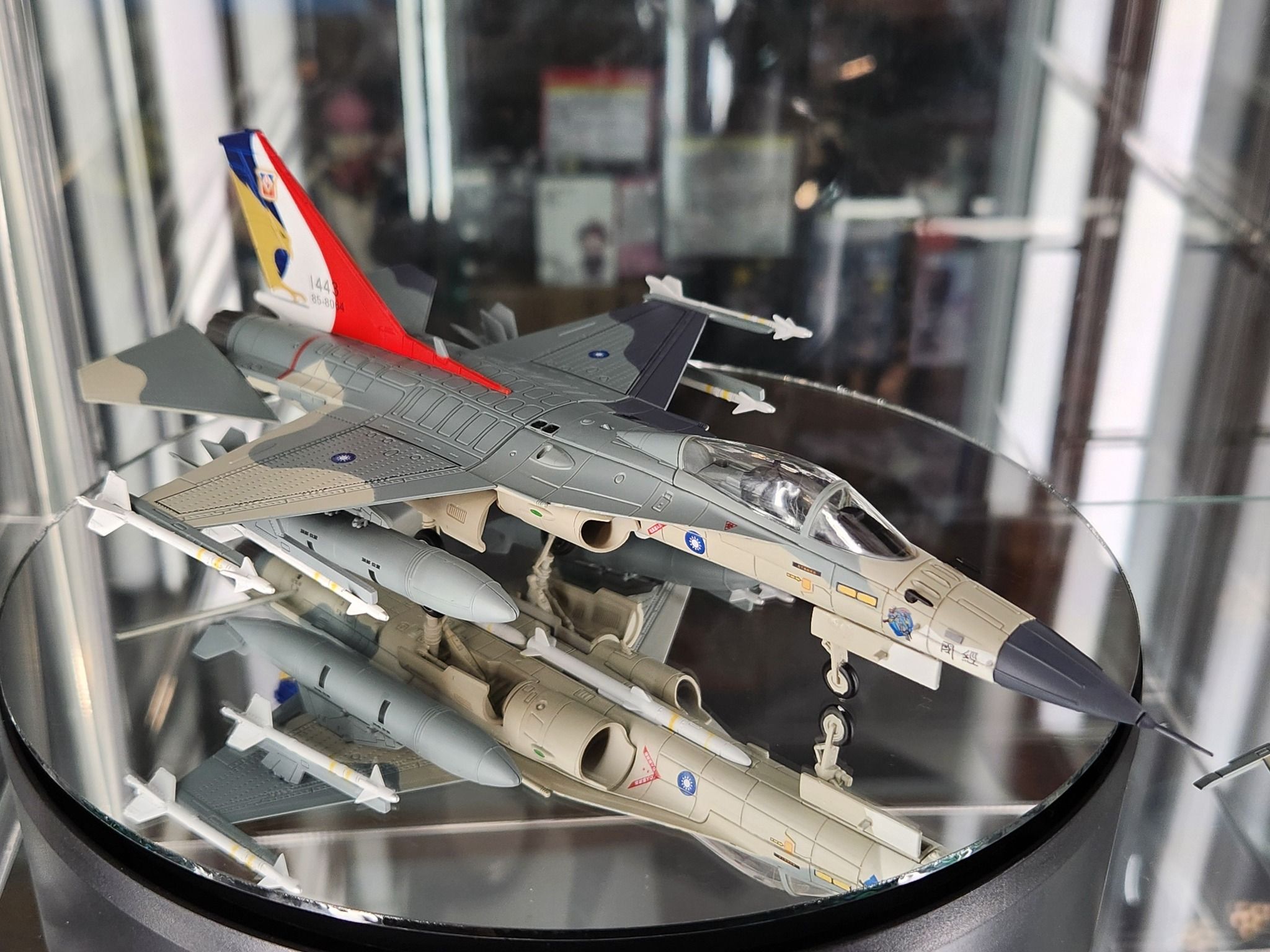 1/72 台南第一聯隊F-CK-1C/D經國號戰鬥機完成品模型