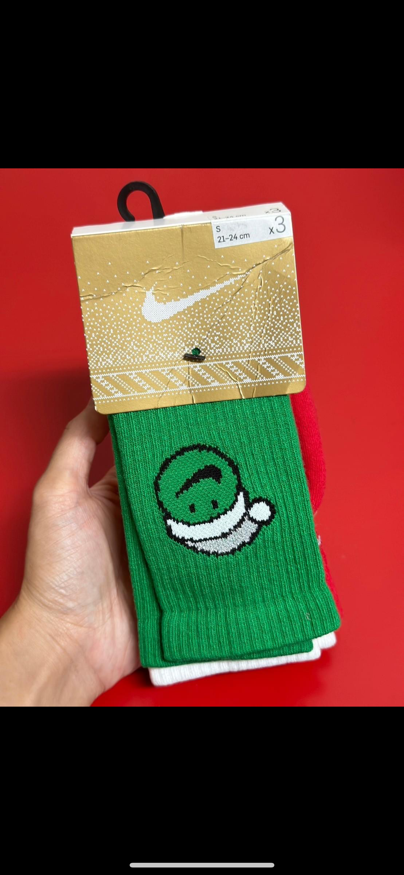 Nike 聖誕限定長襪組