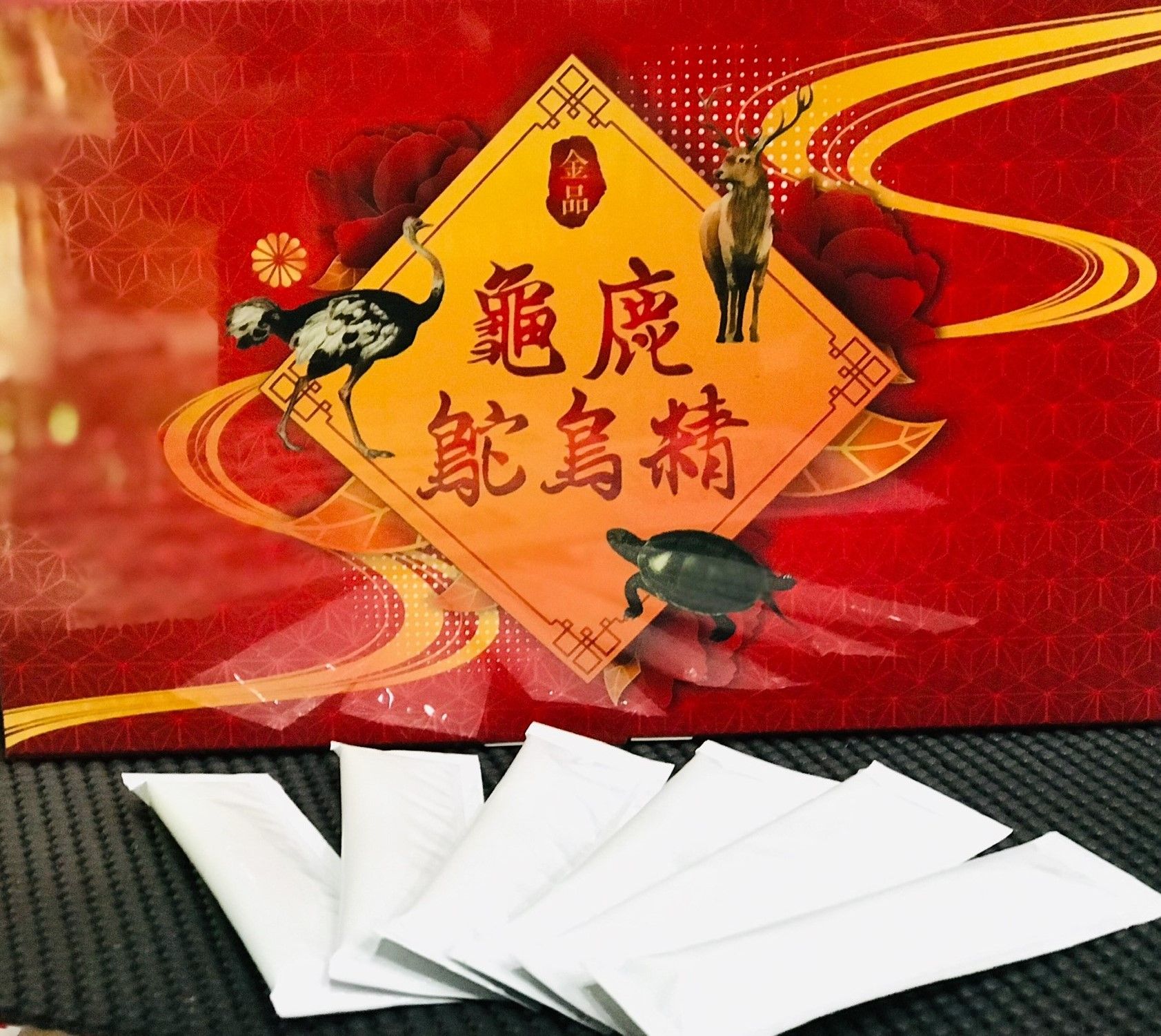 金品嚴選龜鹿鴕鳥精