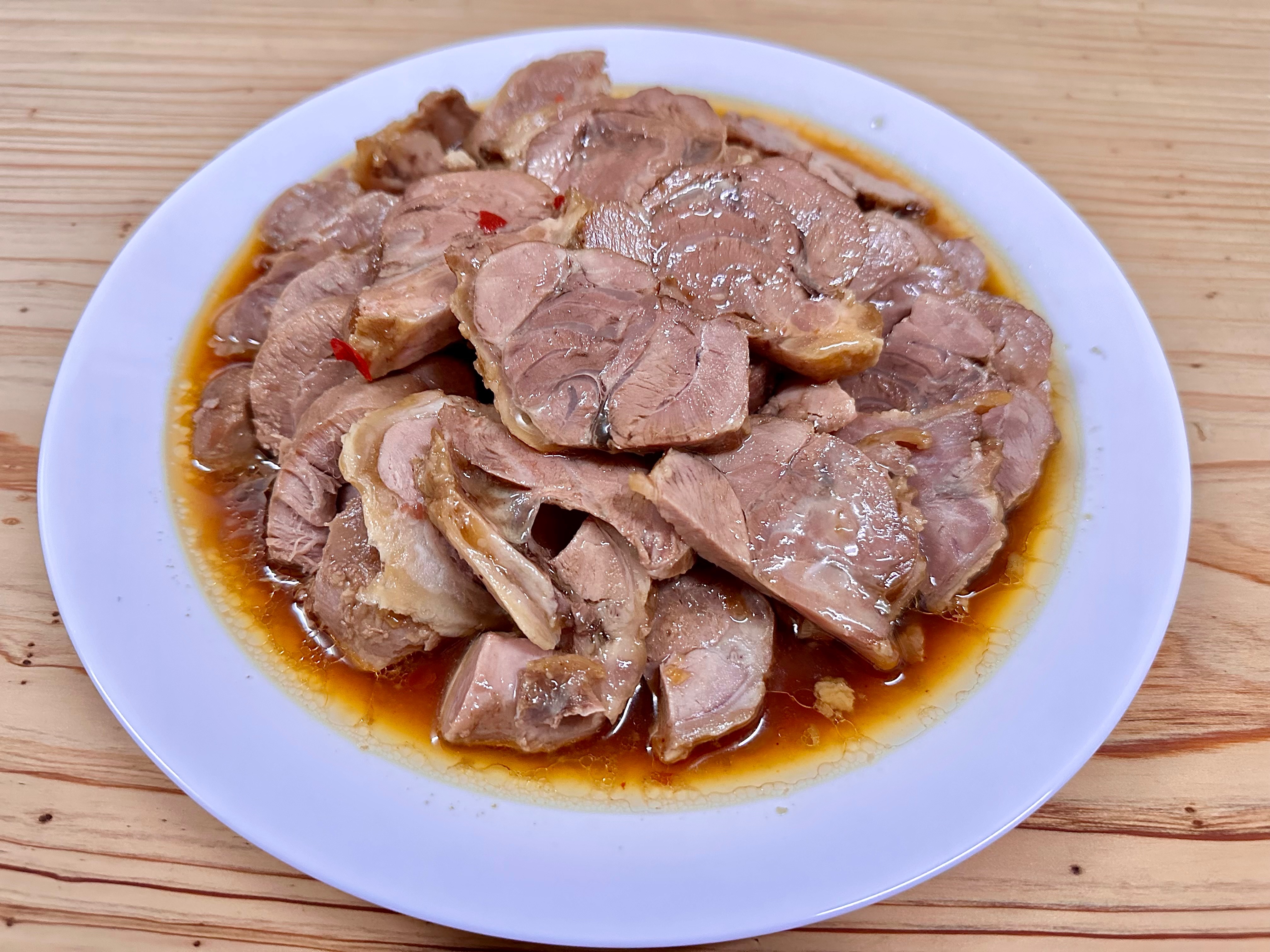 🔶 粵式滷腱子肉（台灣豬）