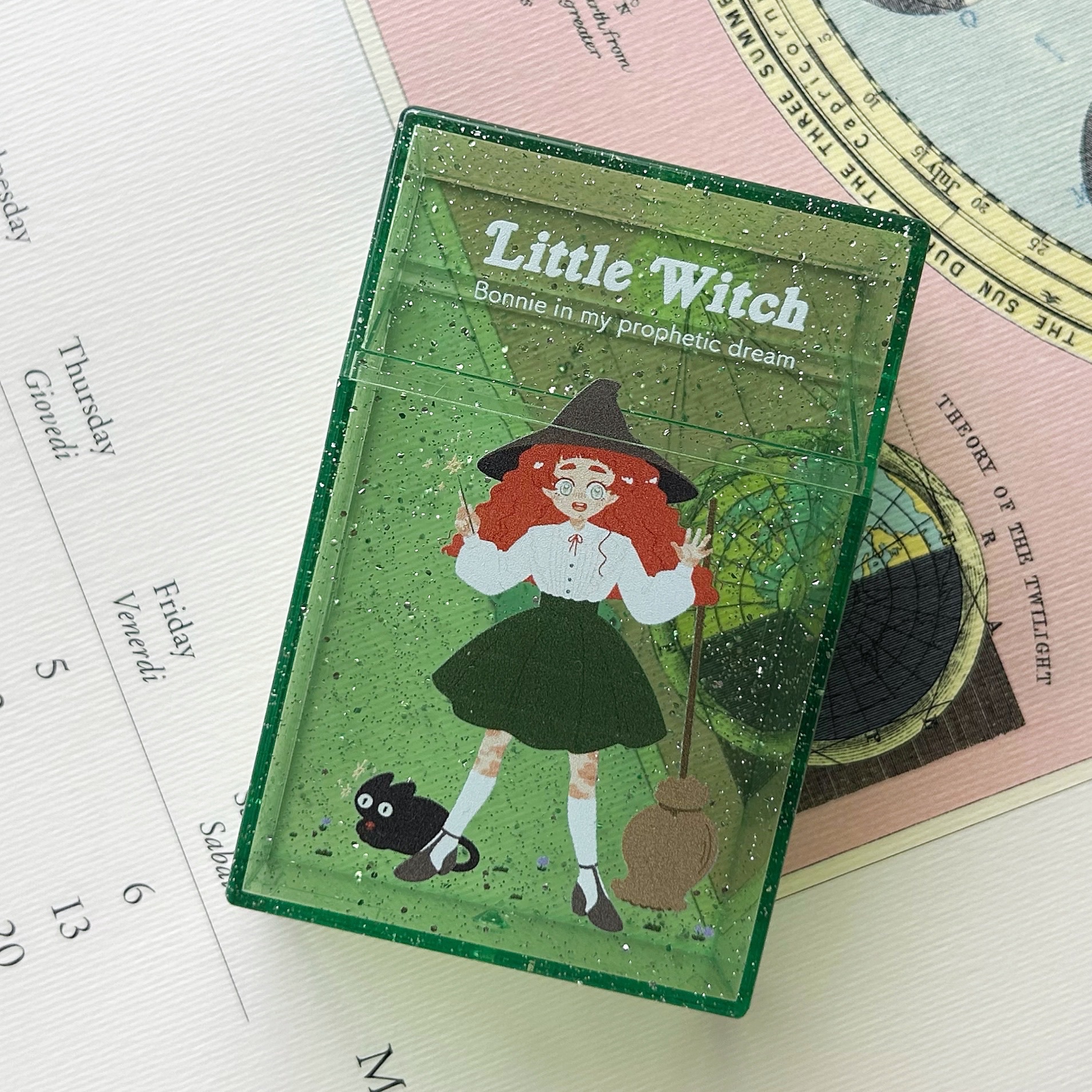 小魔女玻尼塑膠小盒