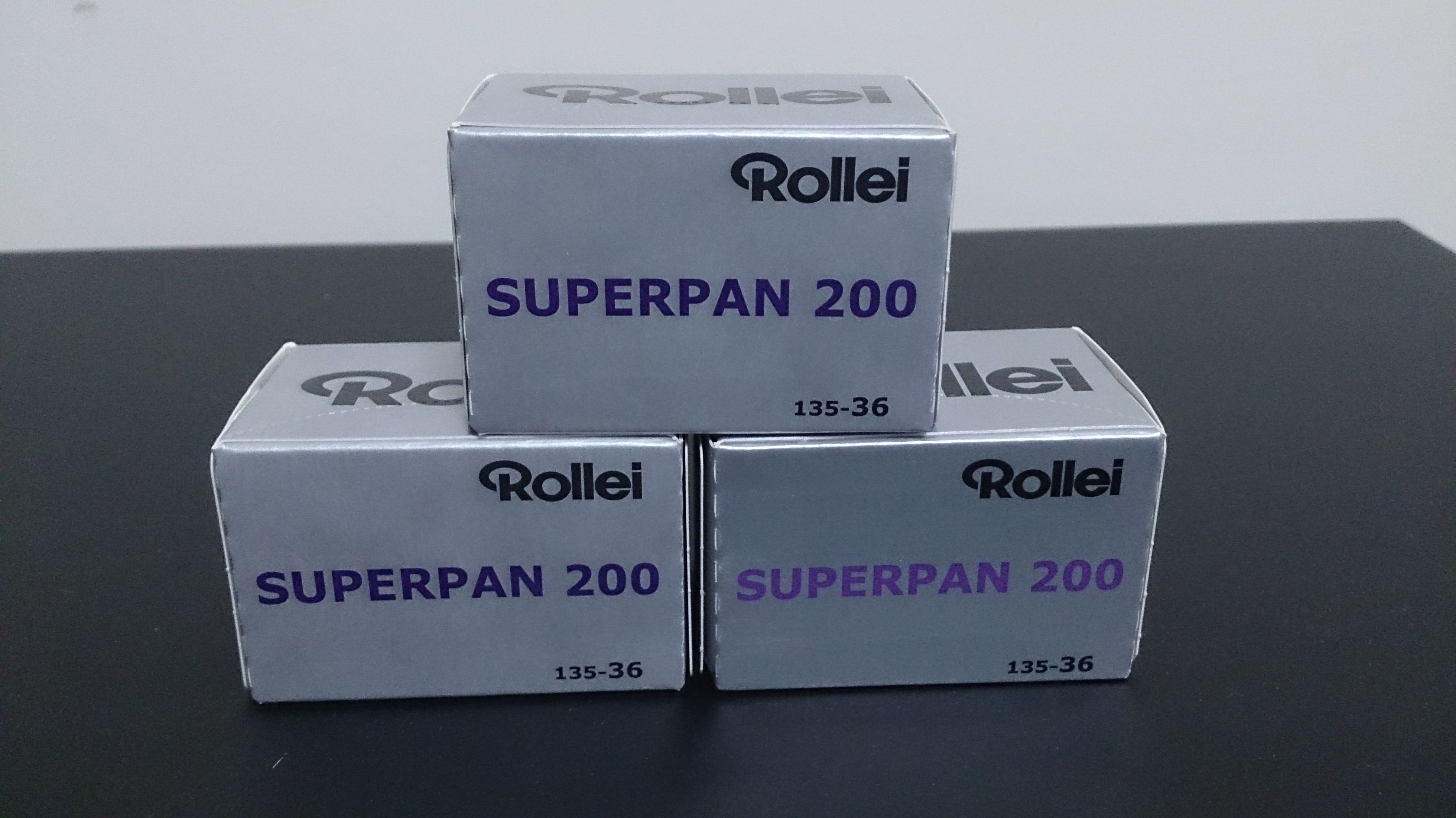 135 ROLLEI SUPERPAN 200黑白底片