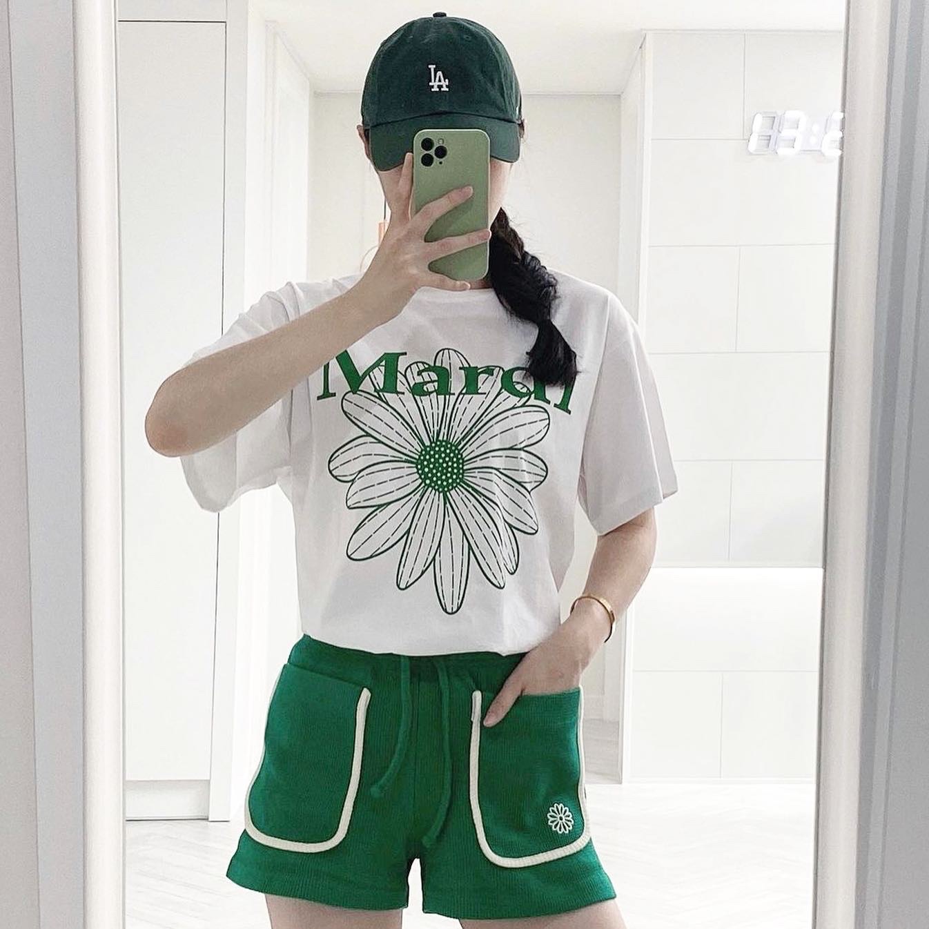 Mardi Mercredi 花朵 短袖 一般款 正常版