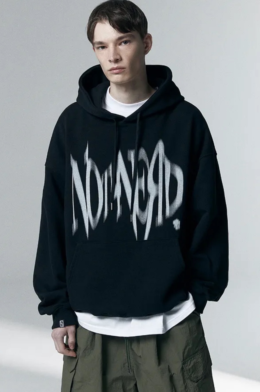 特價隨時結束 NOT4NERD Thorn Logo Pullover Hood