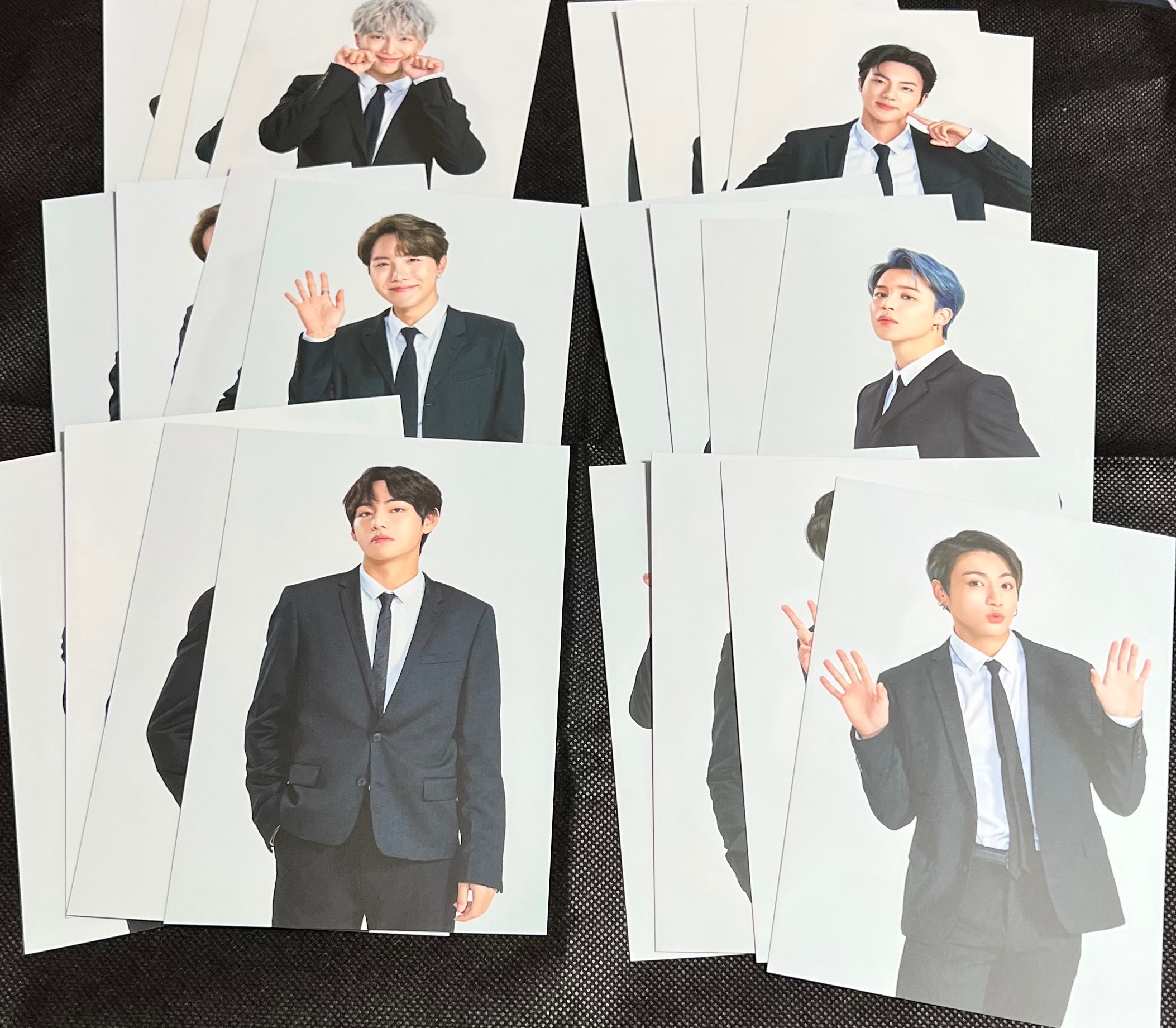 Bang Bang Con 大卡 一成員一組四張