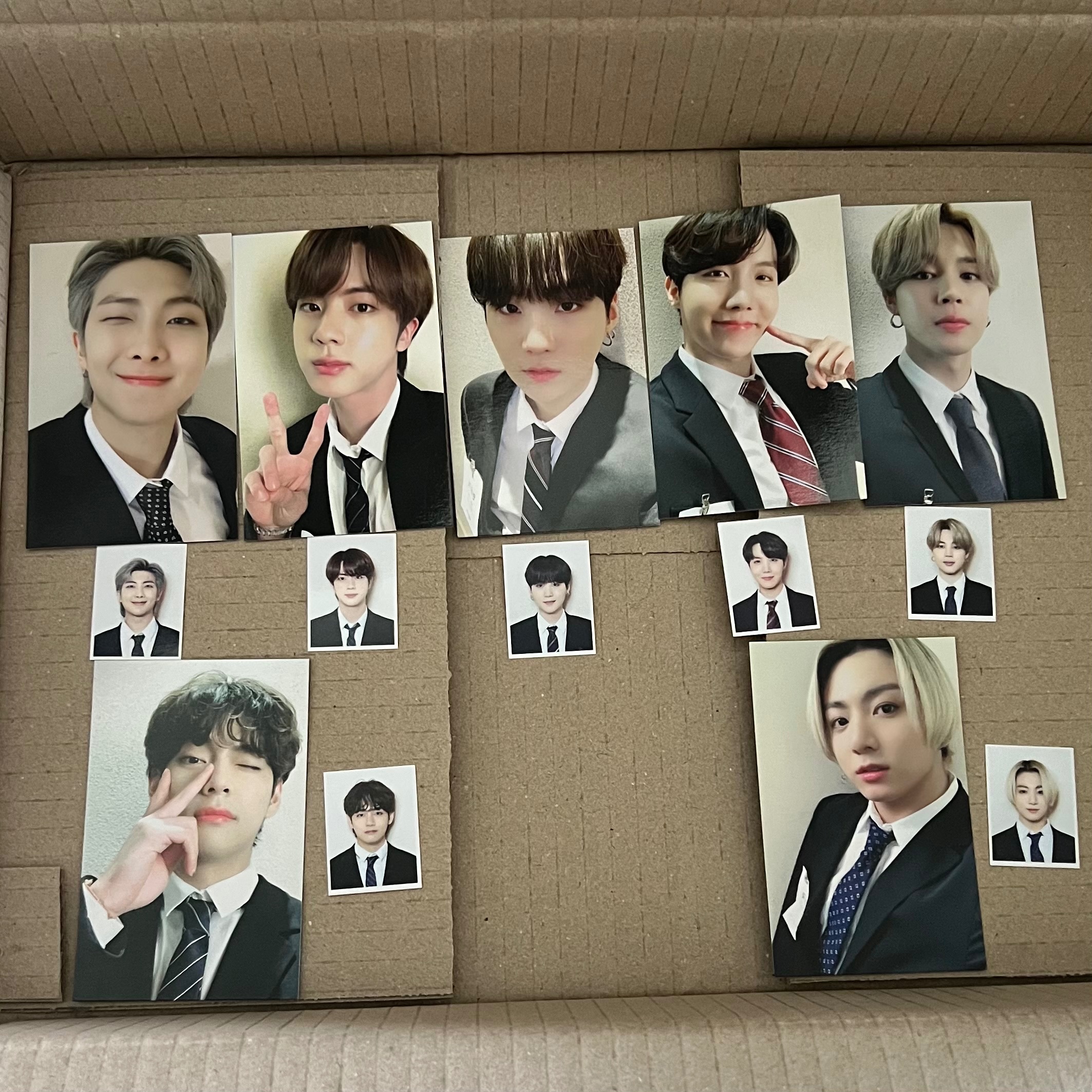 八期 會員禮 一成員為一張小卡+一張證件照