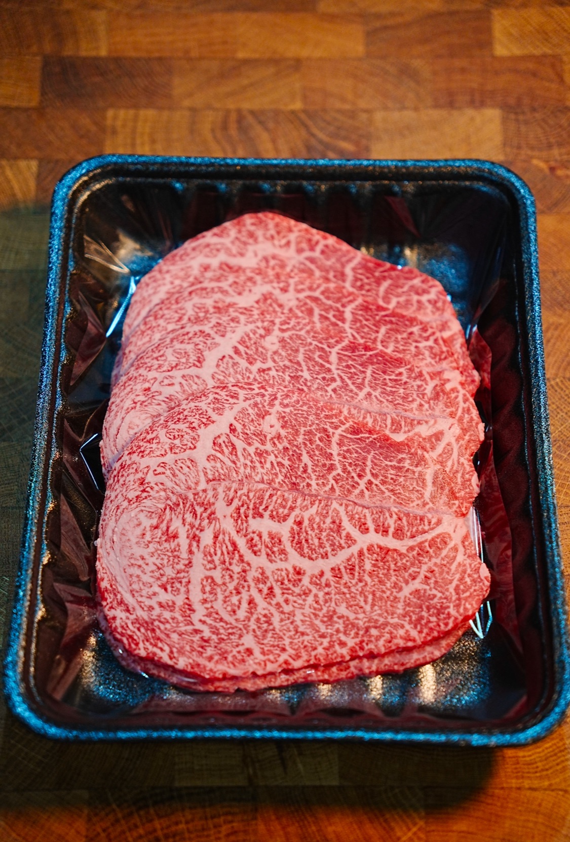 日本A5黑毛和牛夢幻部位（芯芯肉）火鍋、壽喜燒、火烤肉都適合唷.250gㄧ盒（可預訂原肉）