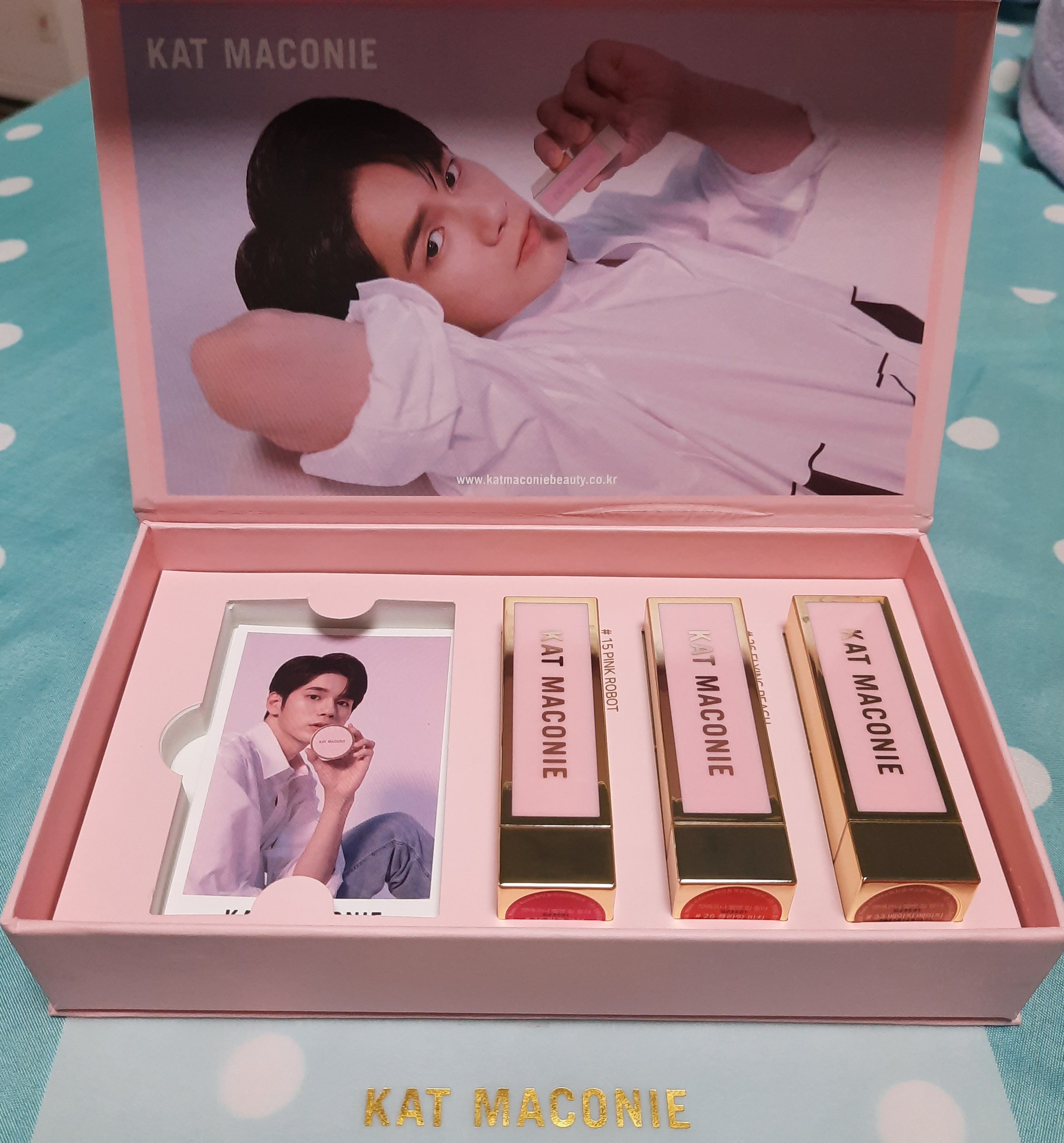 邕聖祐pick限量口紅小卡組 KAT MACONIE