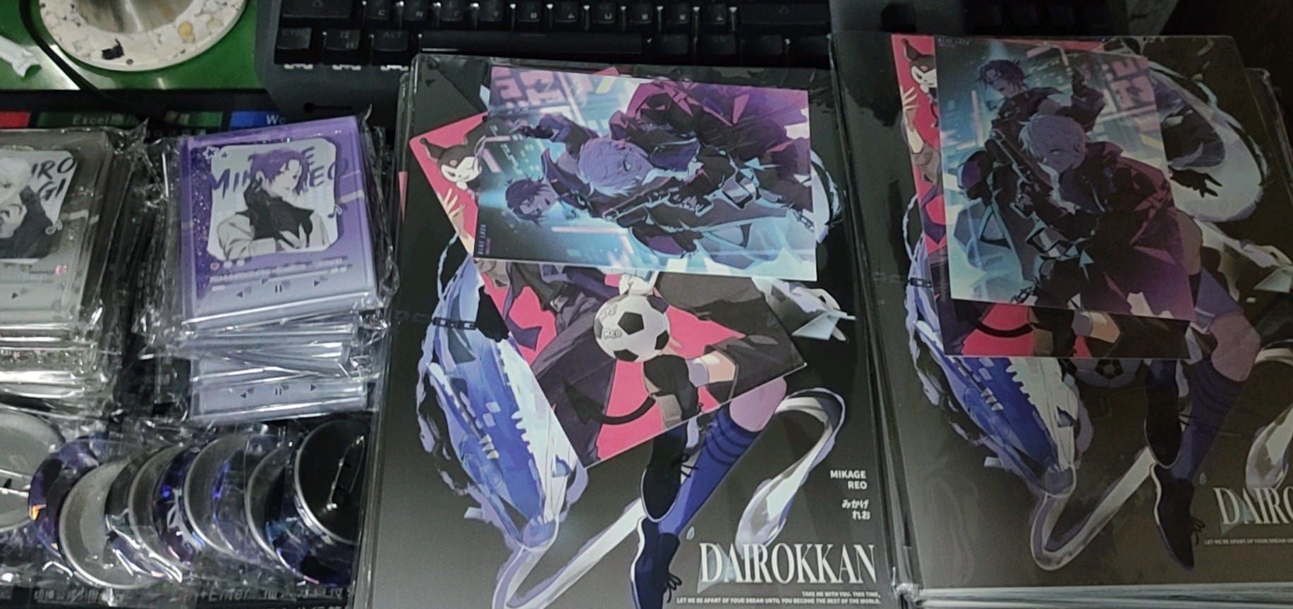 讀然藍監+白寶路人女ngro海報集