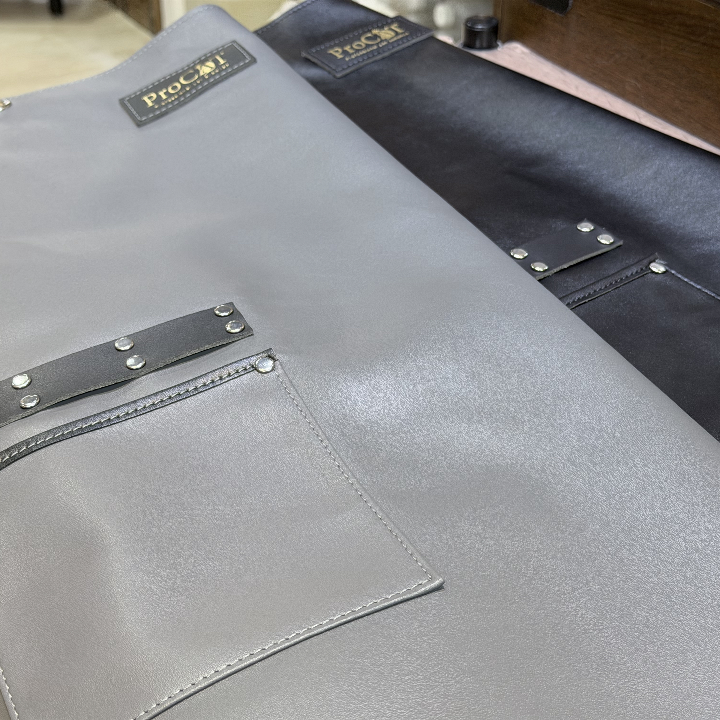 ［剪刀插款：常規版］超輕量超纖皮革防水圍裙 點照片有詳細說明