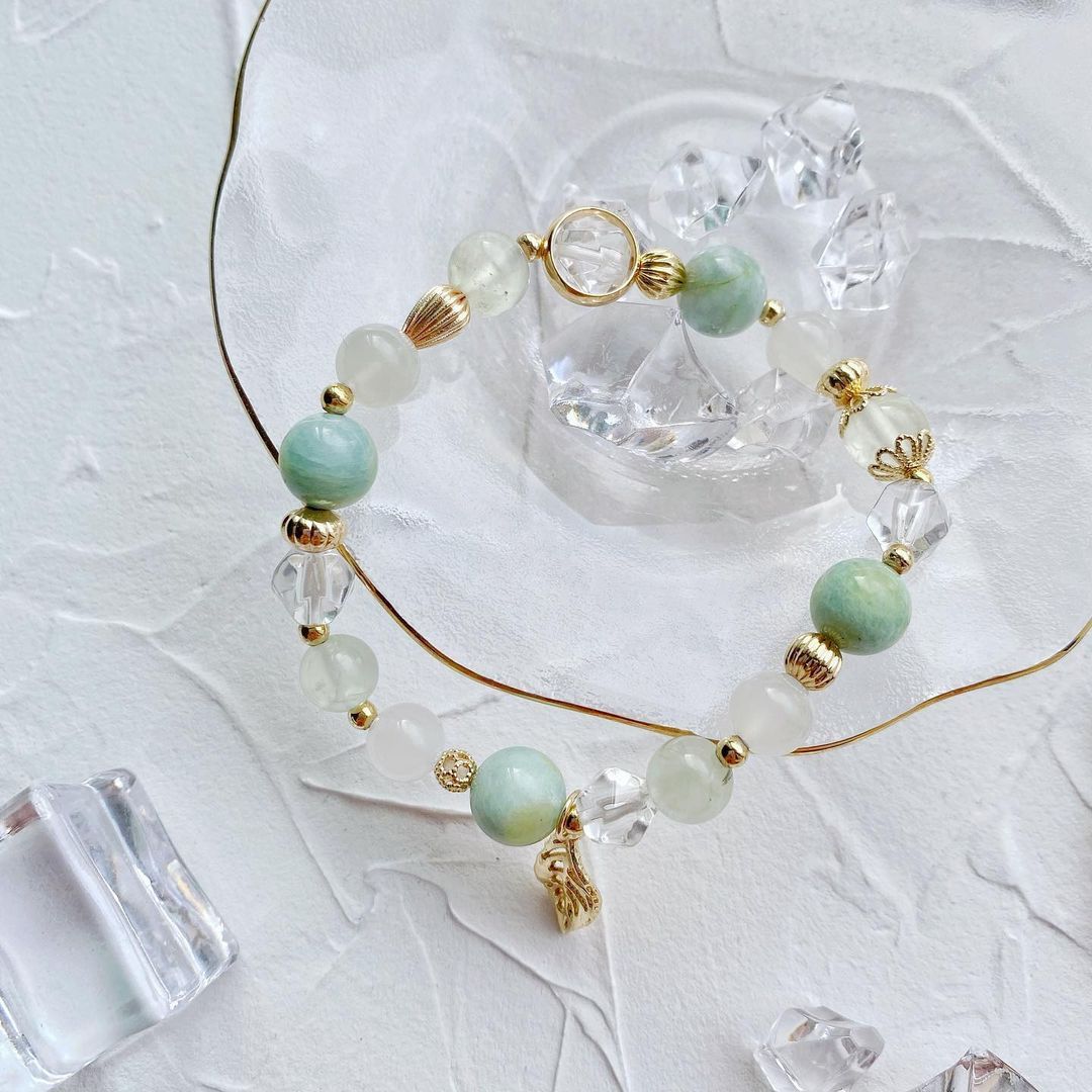 【薄荷青檸冰沙】- 天河石葡萄石月光石白水晶手鍊