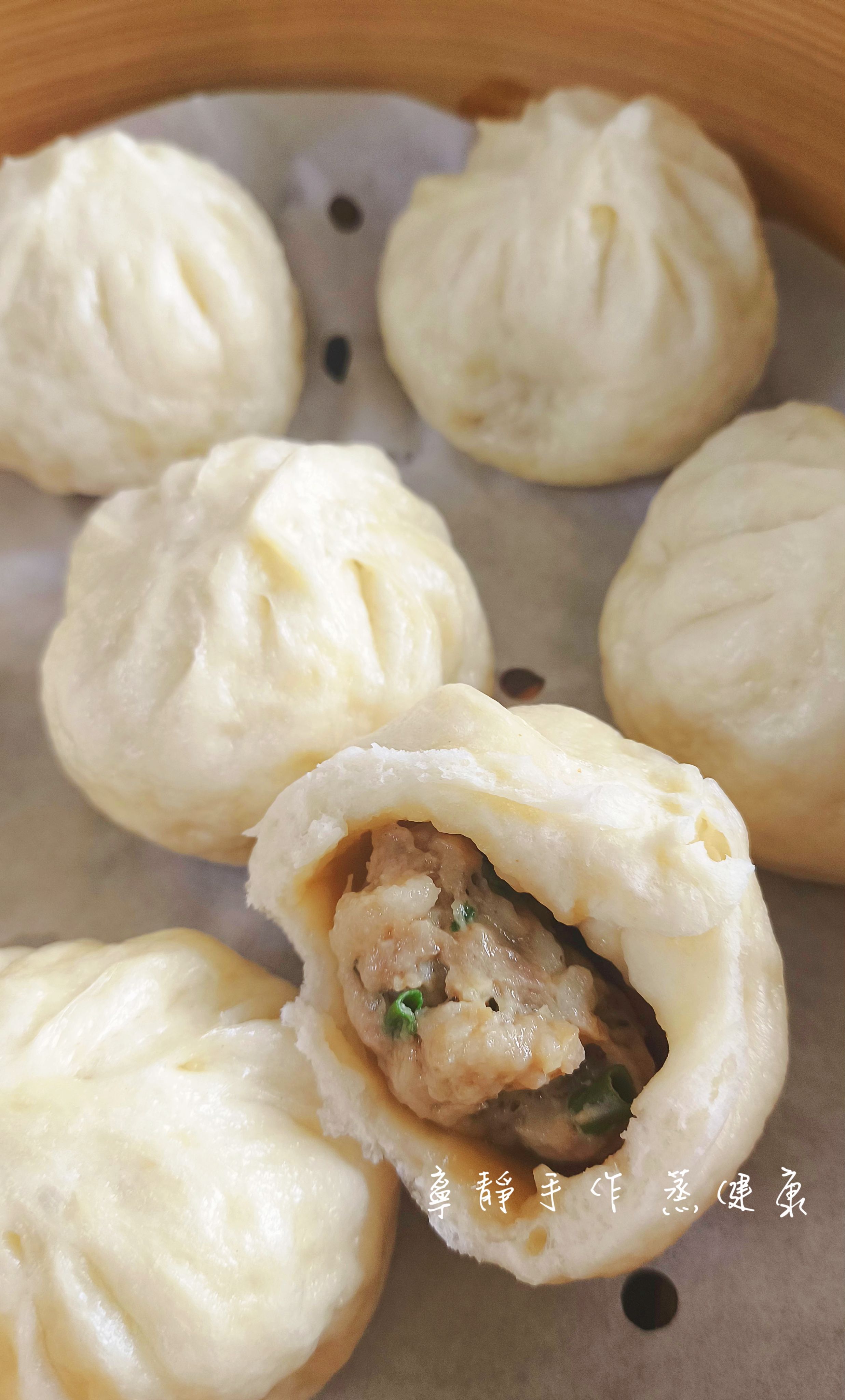 限量上架：蔥肉小包（$130元 /8個/包/480克） 葷食
