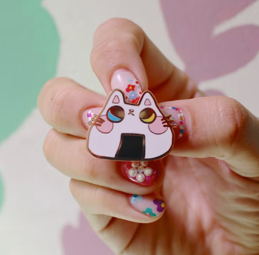 飯糰貓咪金屬徽章