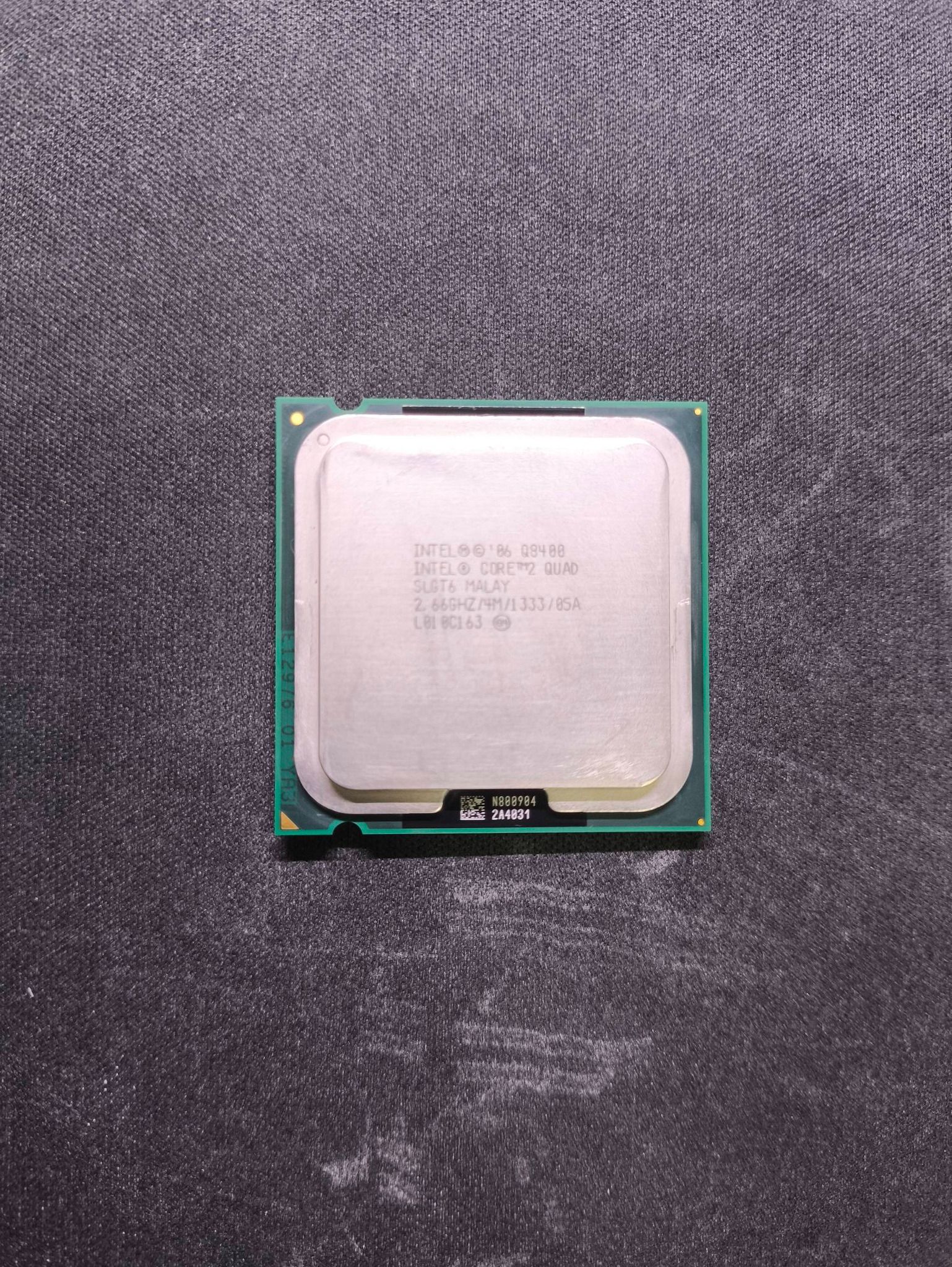 INTEL Q8400 CPU