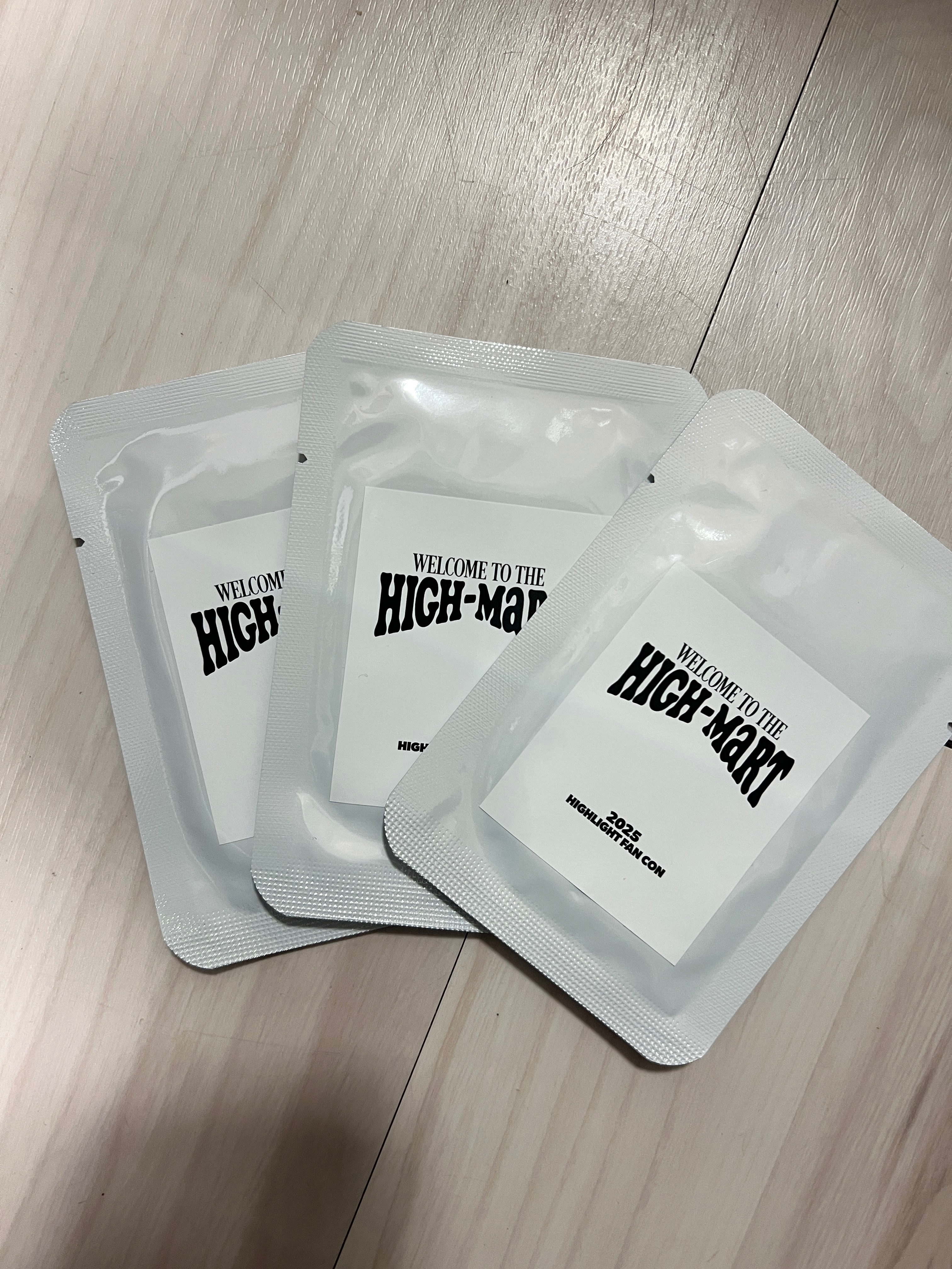 HIGHMART 隨機卡包