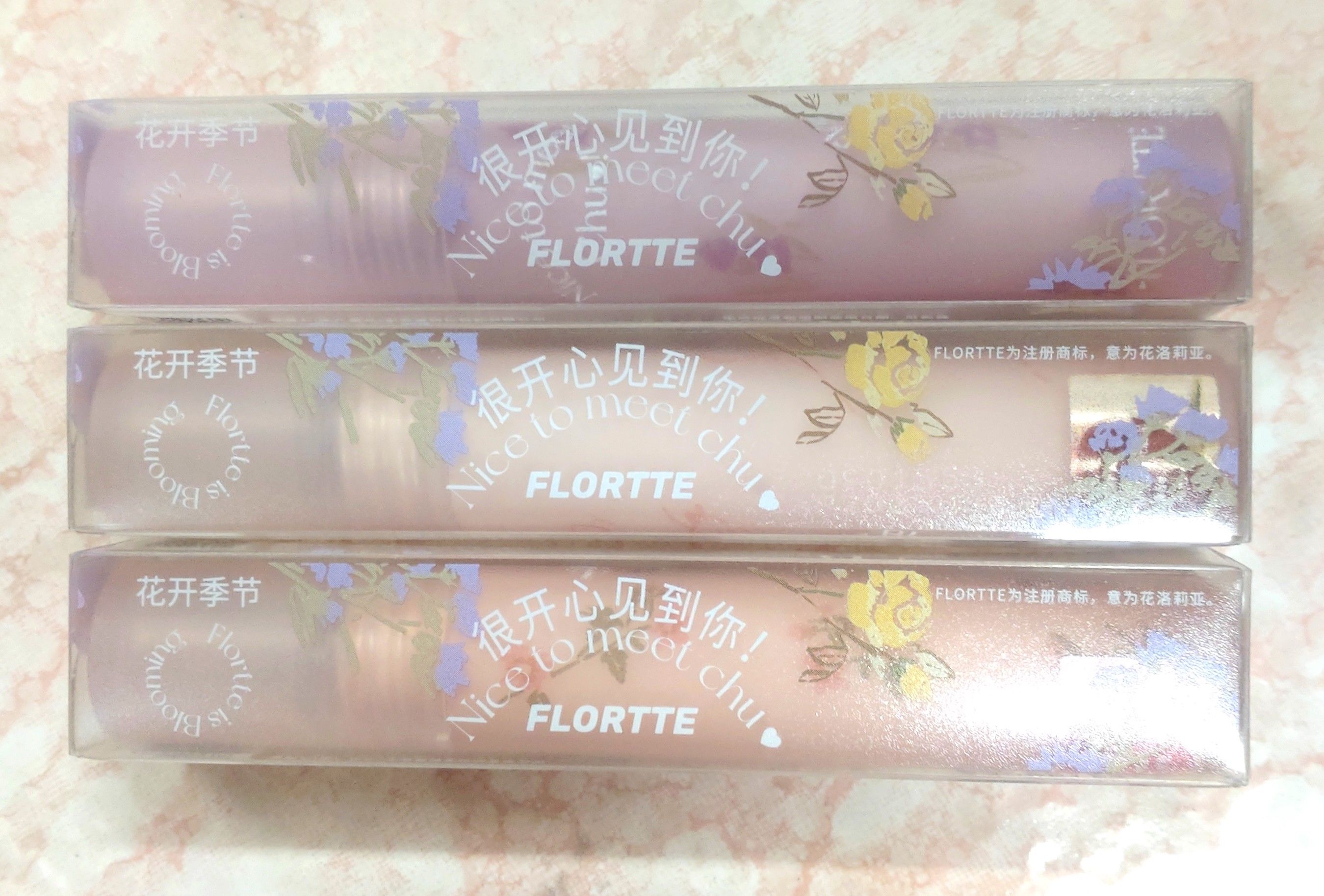 Flortte 花洛莉亞-初吻系列初吻霜啞光唇泥 唇蜜 唇釉 唇霜-全新✨