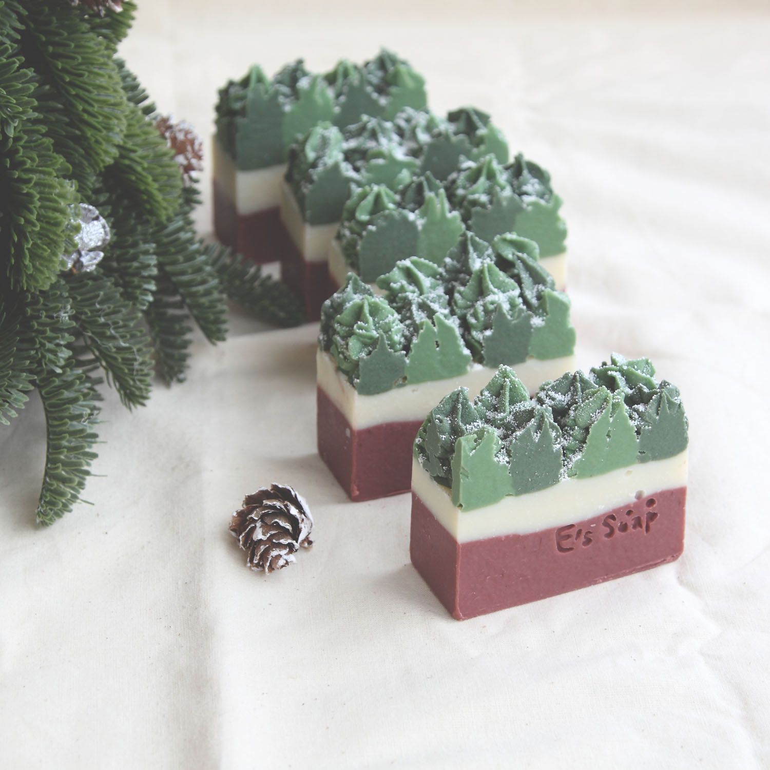 {請IG或FB詢問庫存} ◆冬季限定◆雪之森🌲冷製皂1入