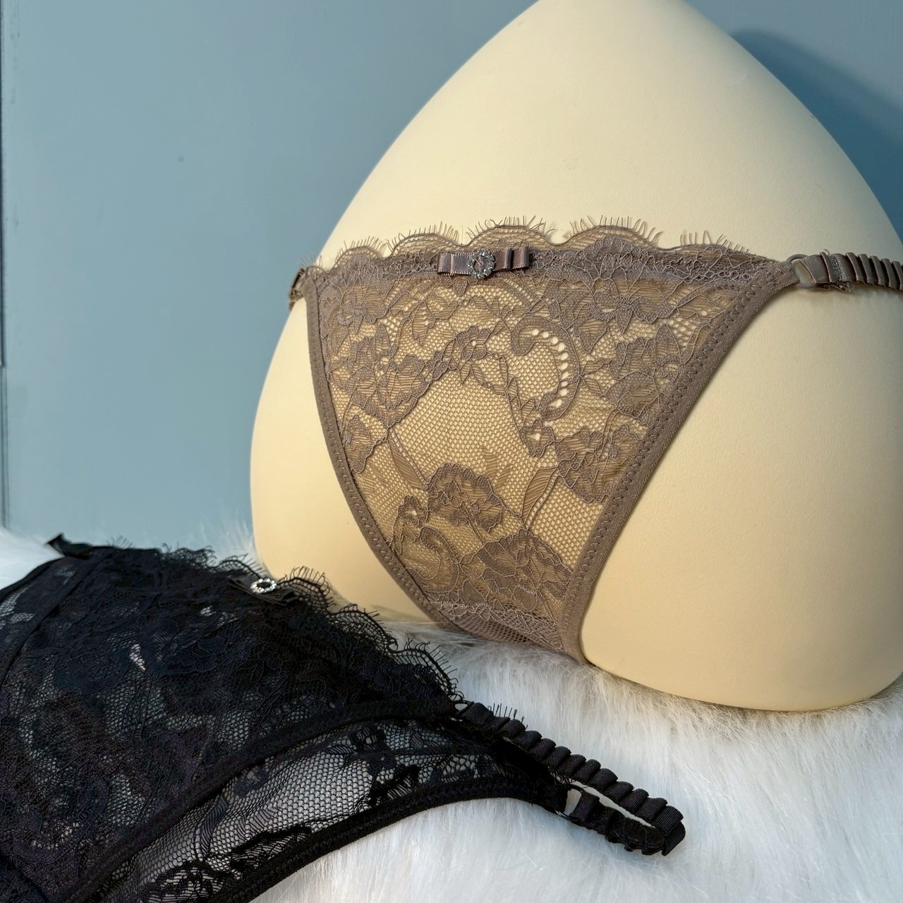 [歐美蕾絲三角褲]