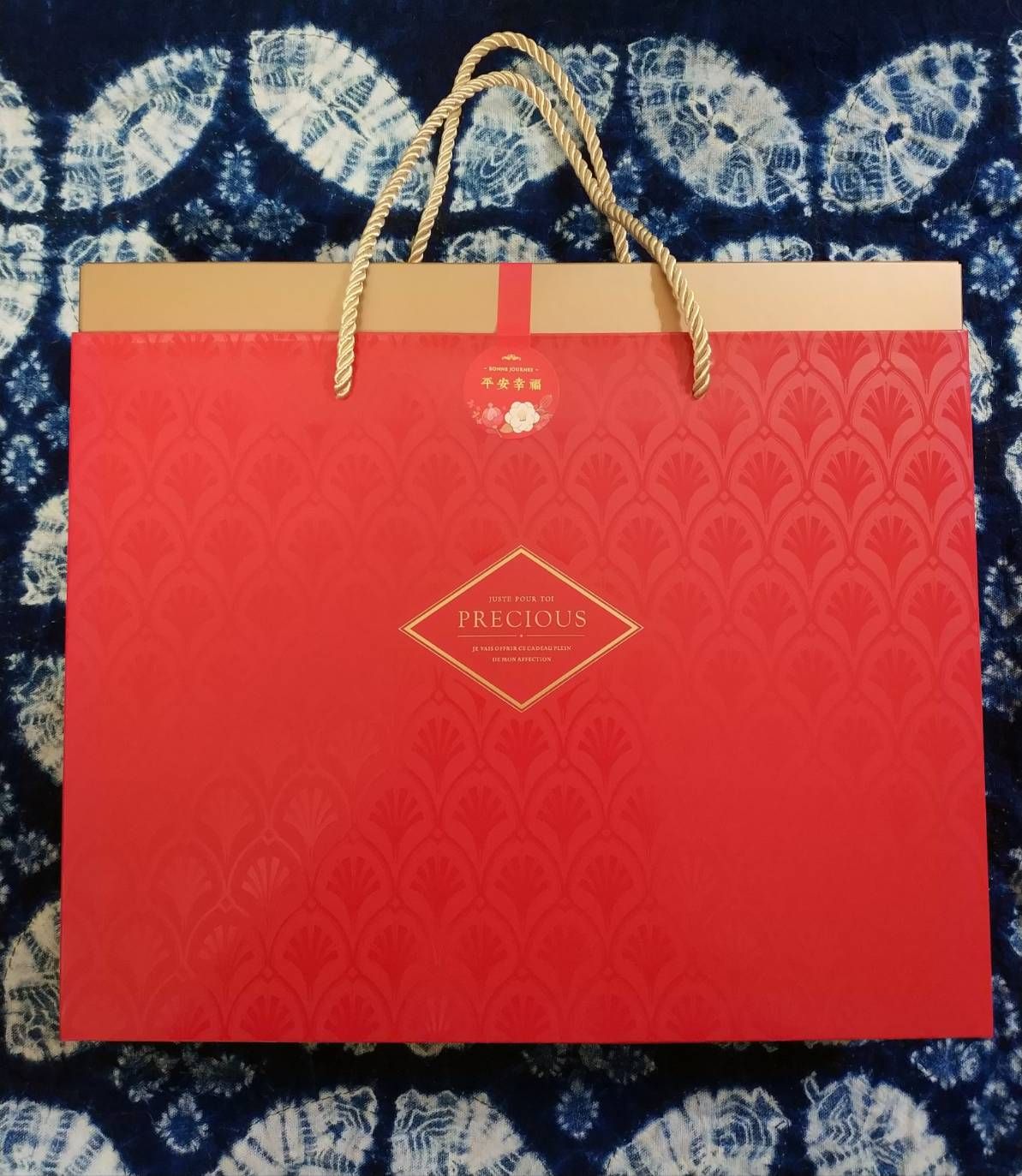 🎄禮A-大吉大利）原味腰果300g + 開心果300g + 輕調味綜合堅果300g，一盒3包裝，共900克。