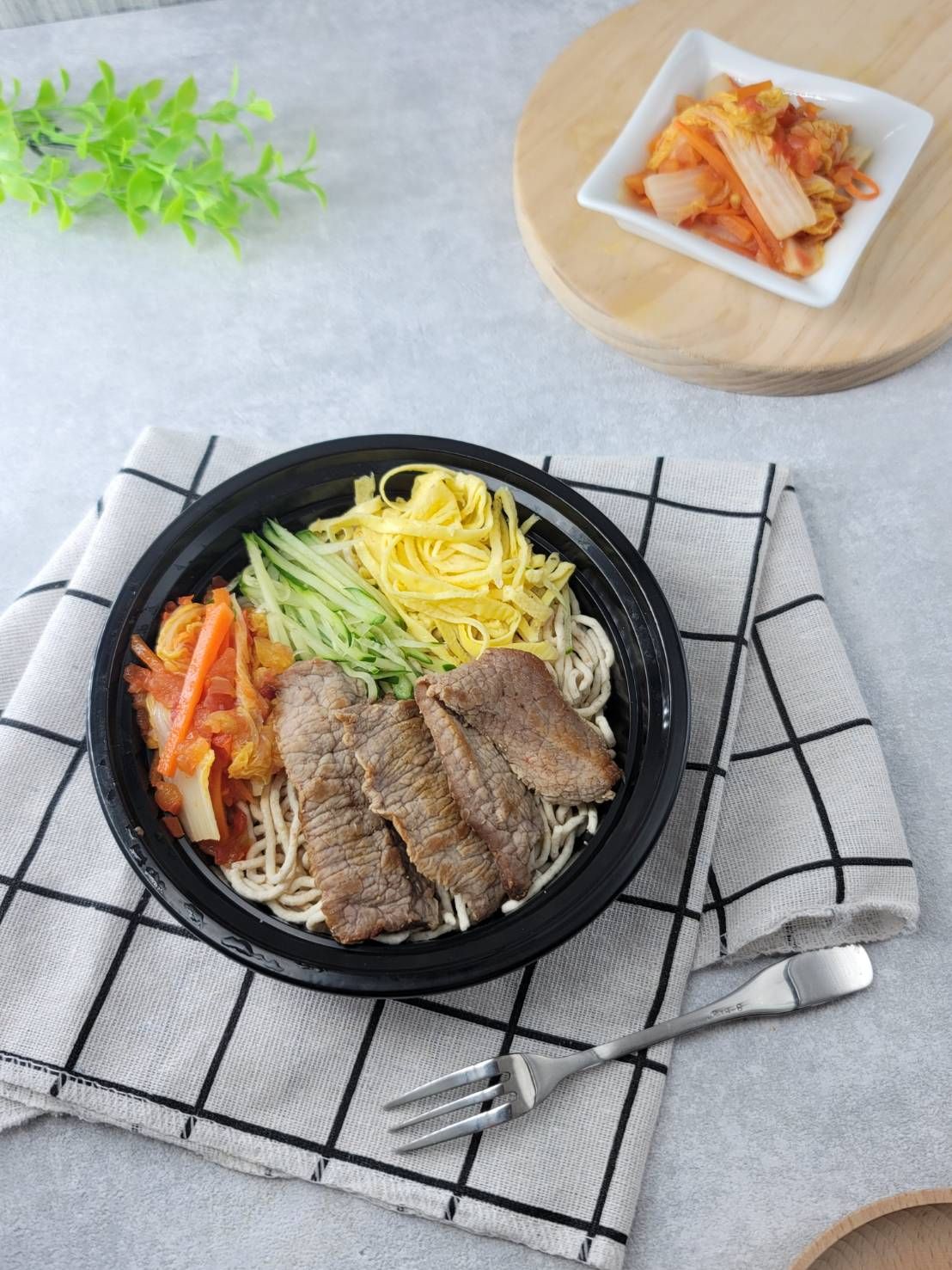 毛孩限定 ~ 韓式泡菜牛肉涼麵（偽韓式泡菜），基本要+2 才出貨喔!