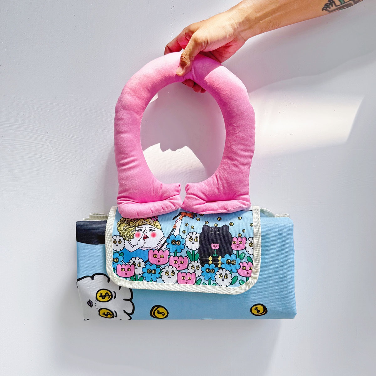 豬鼻女的錢錢花園 輕便防水野餐墊