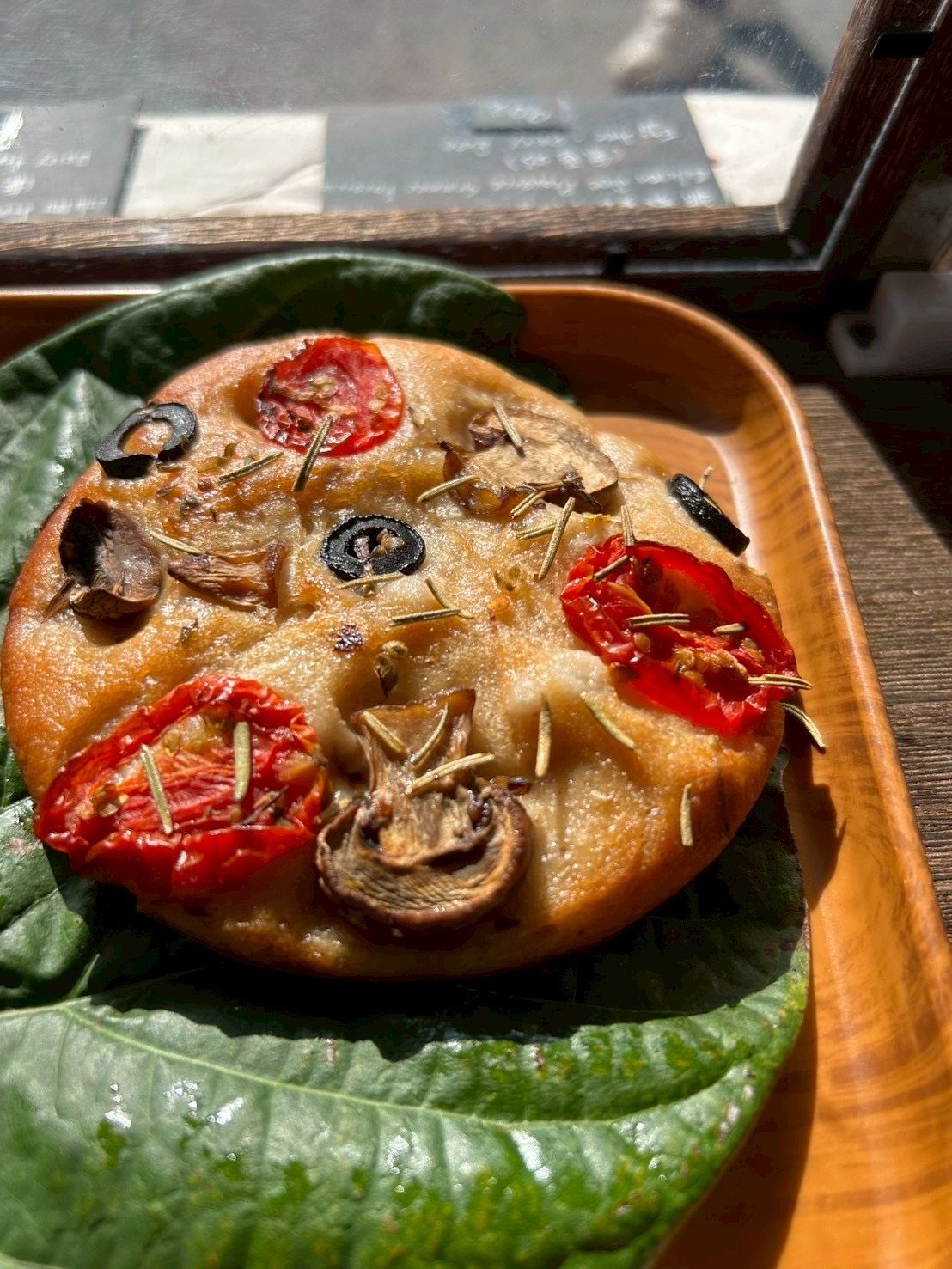 無麩夏日限定普羅旺斯佛卡夏/3顆一袋  （無蛋奶）。