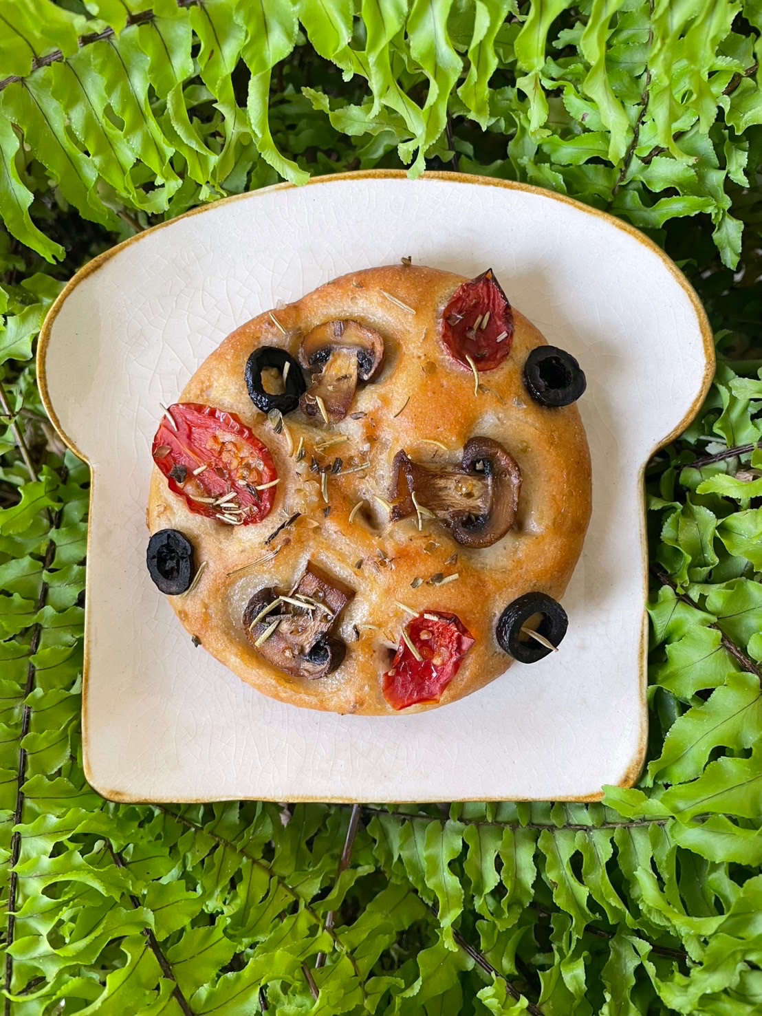 無麩普羅旺斯佛卡夏/3顆一袋  （無蛋奶）。