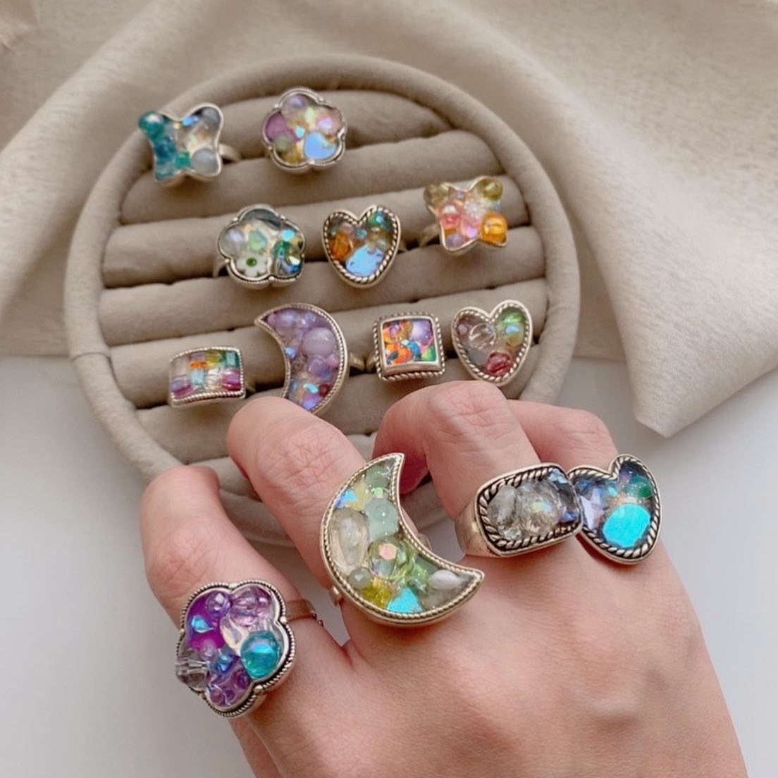 戒指大集合 銅鍍銀材質 可自由調整戒圈 還沒訊問現貨請不要自行下單 現貨和指定配色客製價格不一樣🙏🥹