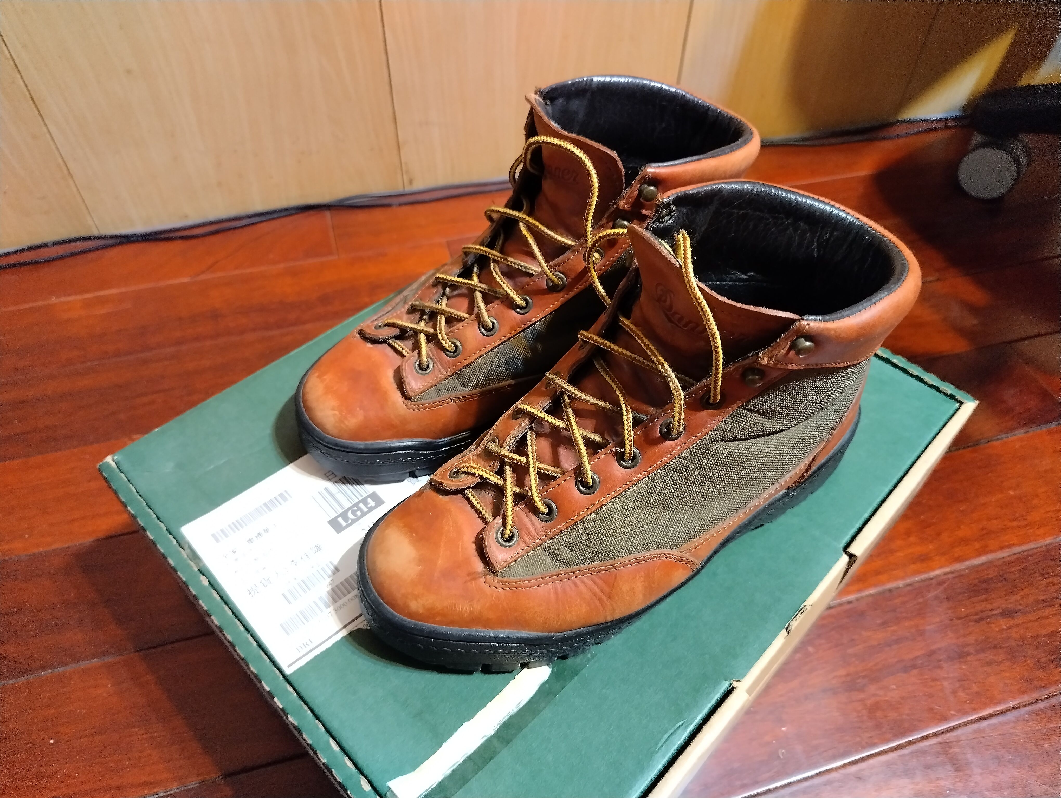 Danner DL2 30103 MENS BROWN US8 EE
