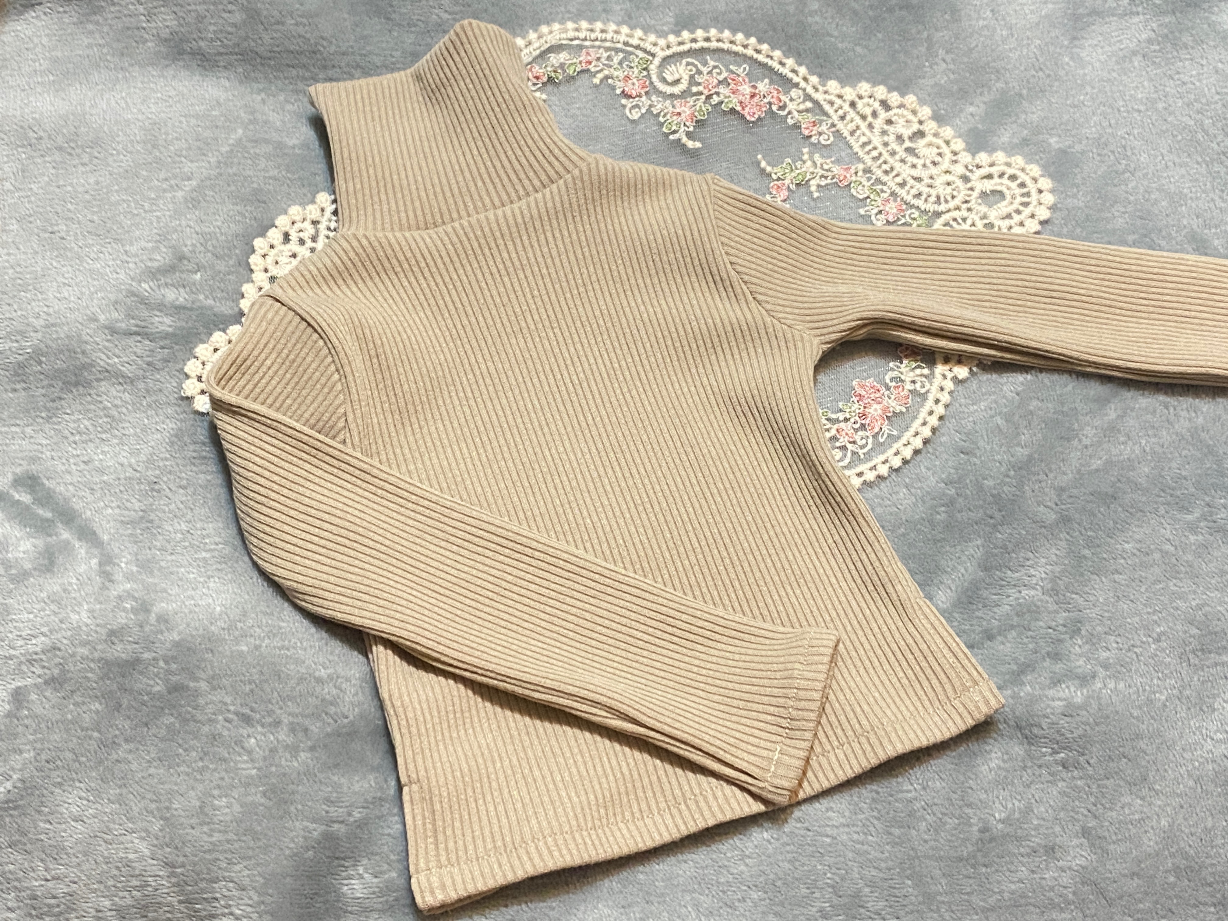 韓製 高領上衣 65-70可穿