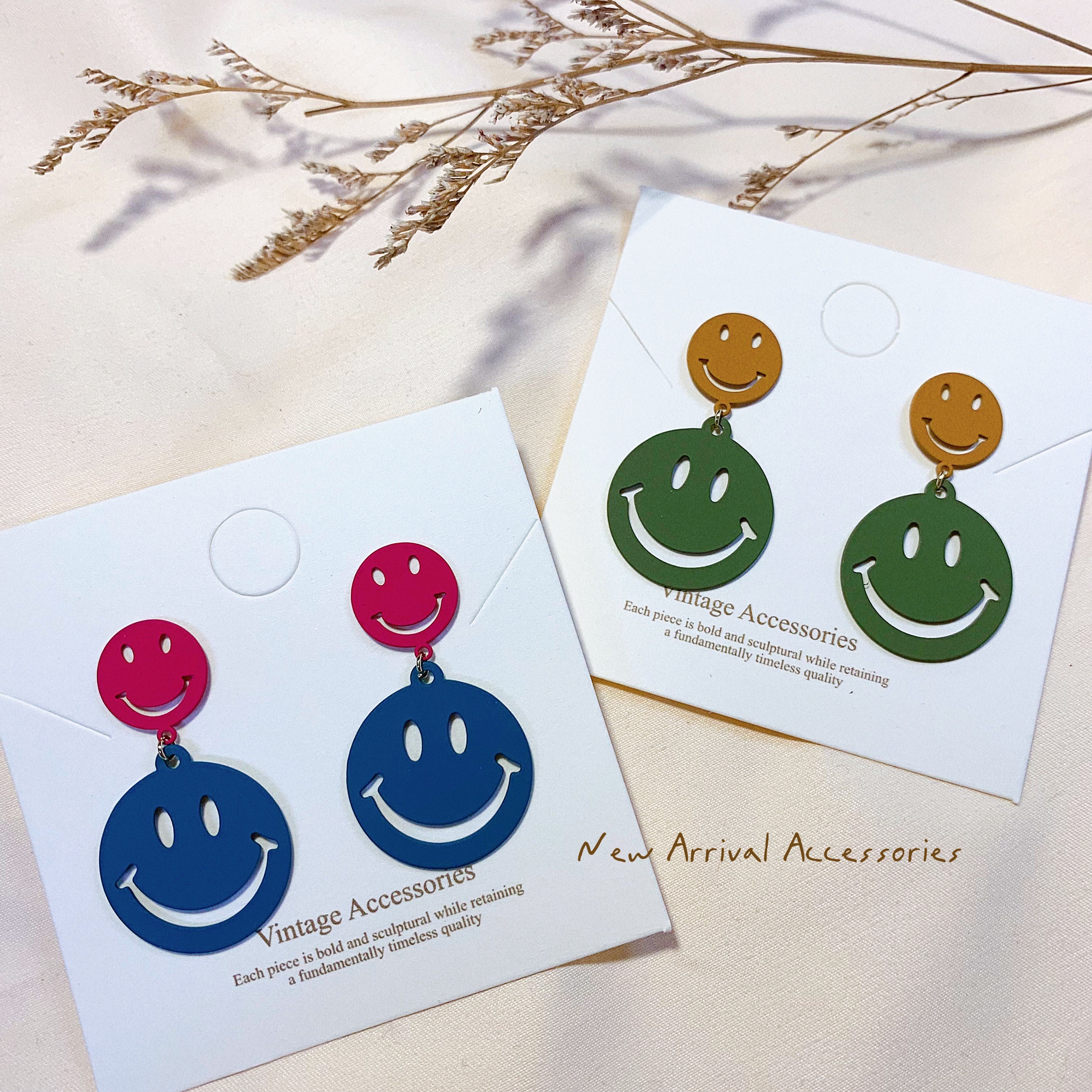 E-拼色微笑耳環