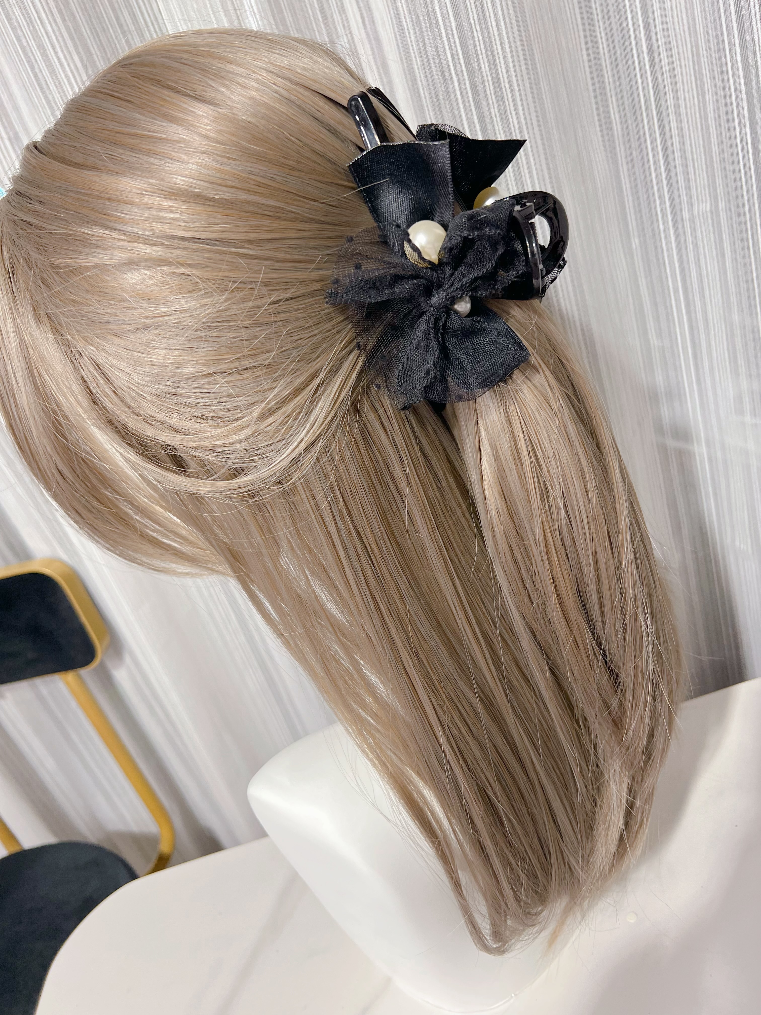 網紗蕾絲珍珠鯊魚夾