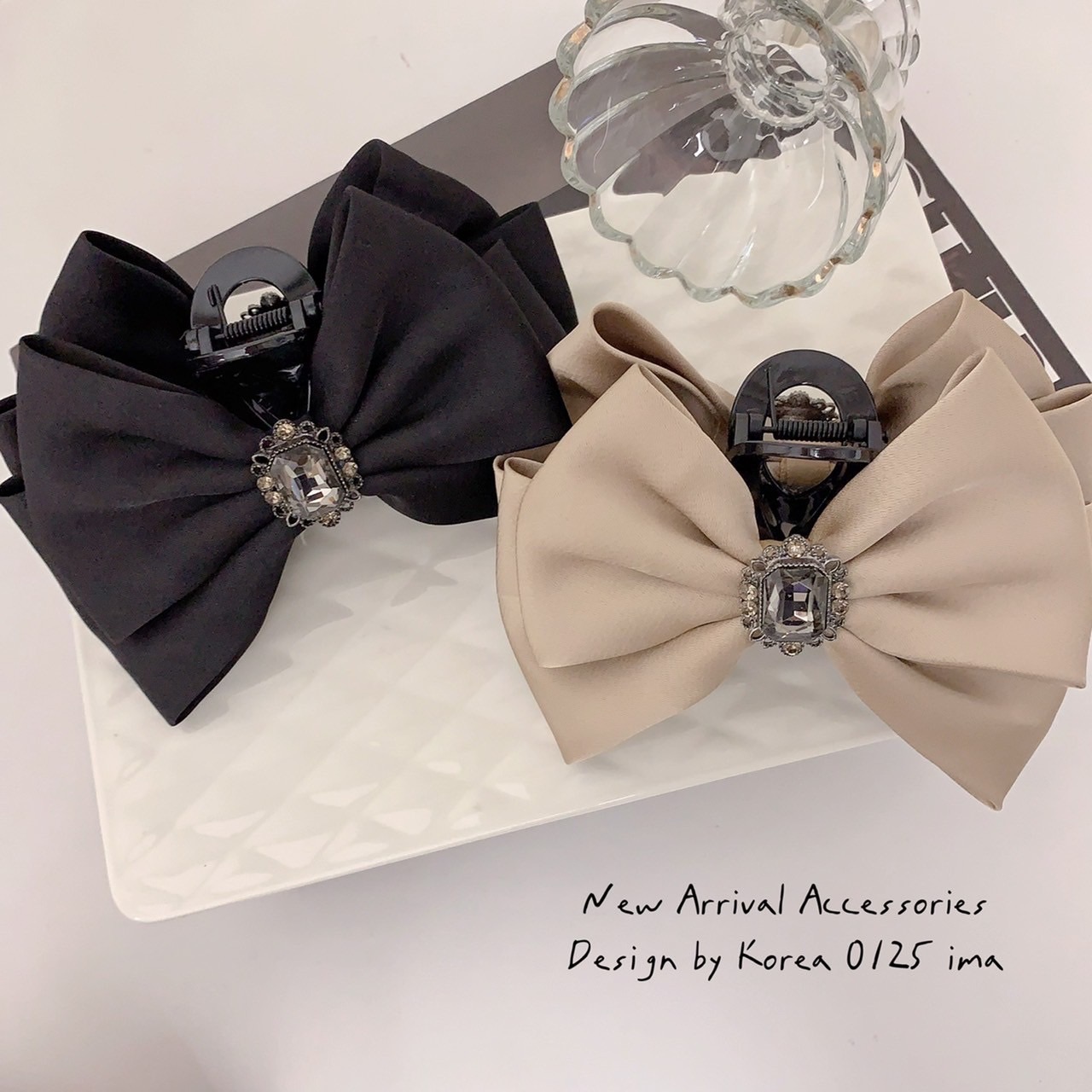 法式緞面蝴蝶結鯊魚夾*髮量多ok!