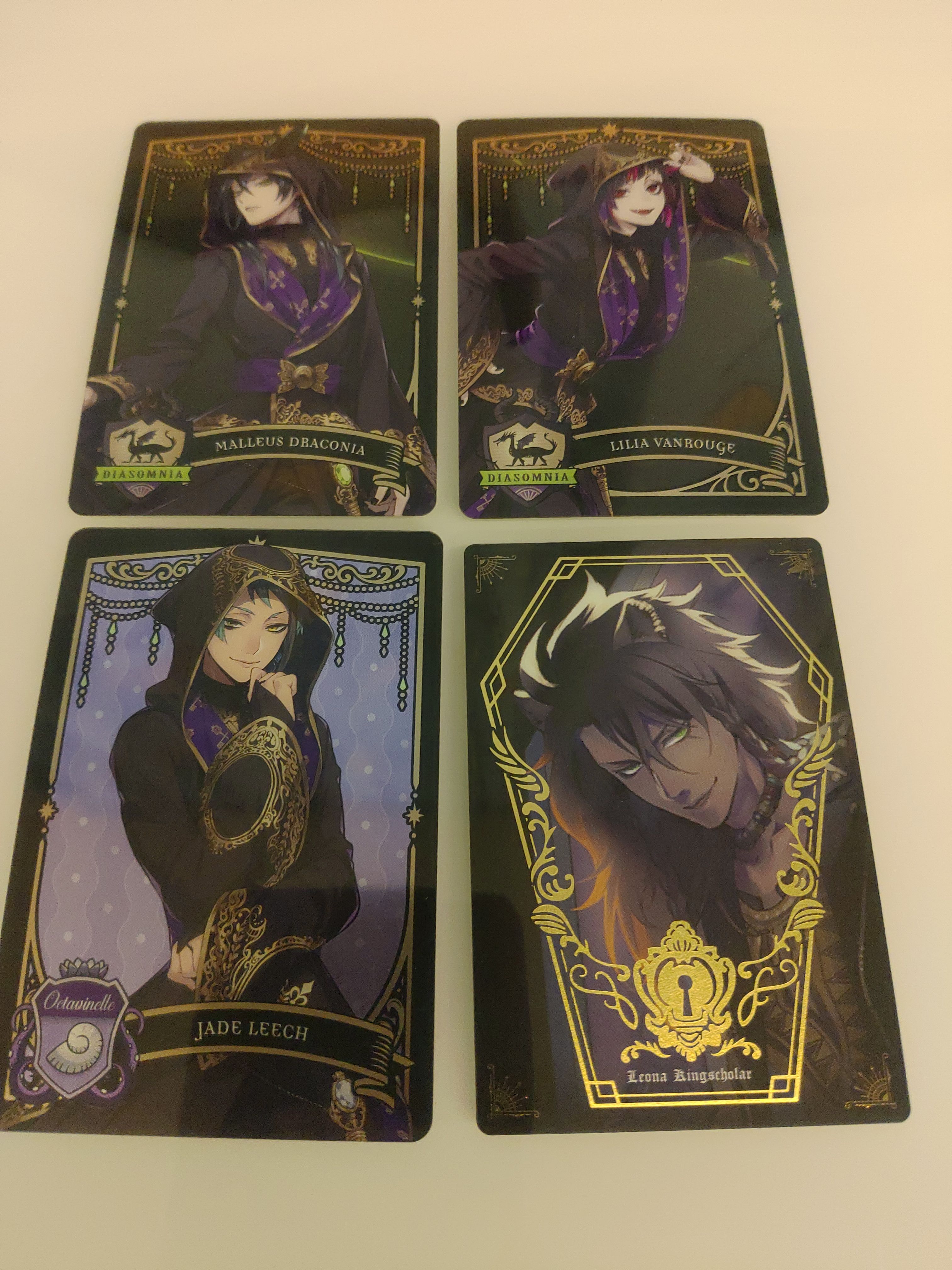 萬代迪士尼扭曲仙境金屬卡、餅卡