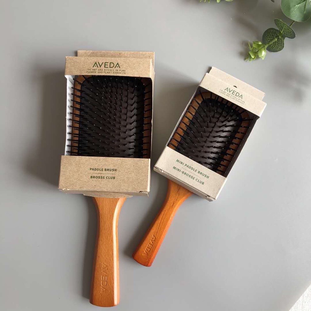 AVEDA 木質按摩梳 內有簡述