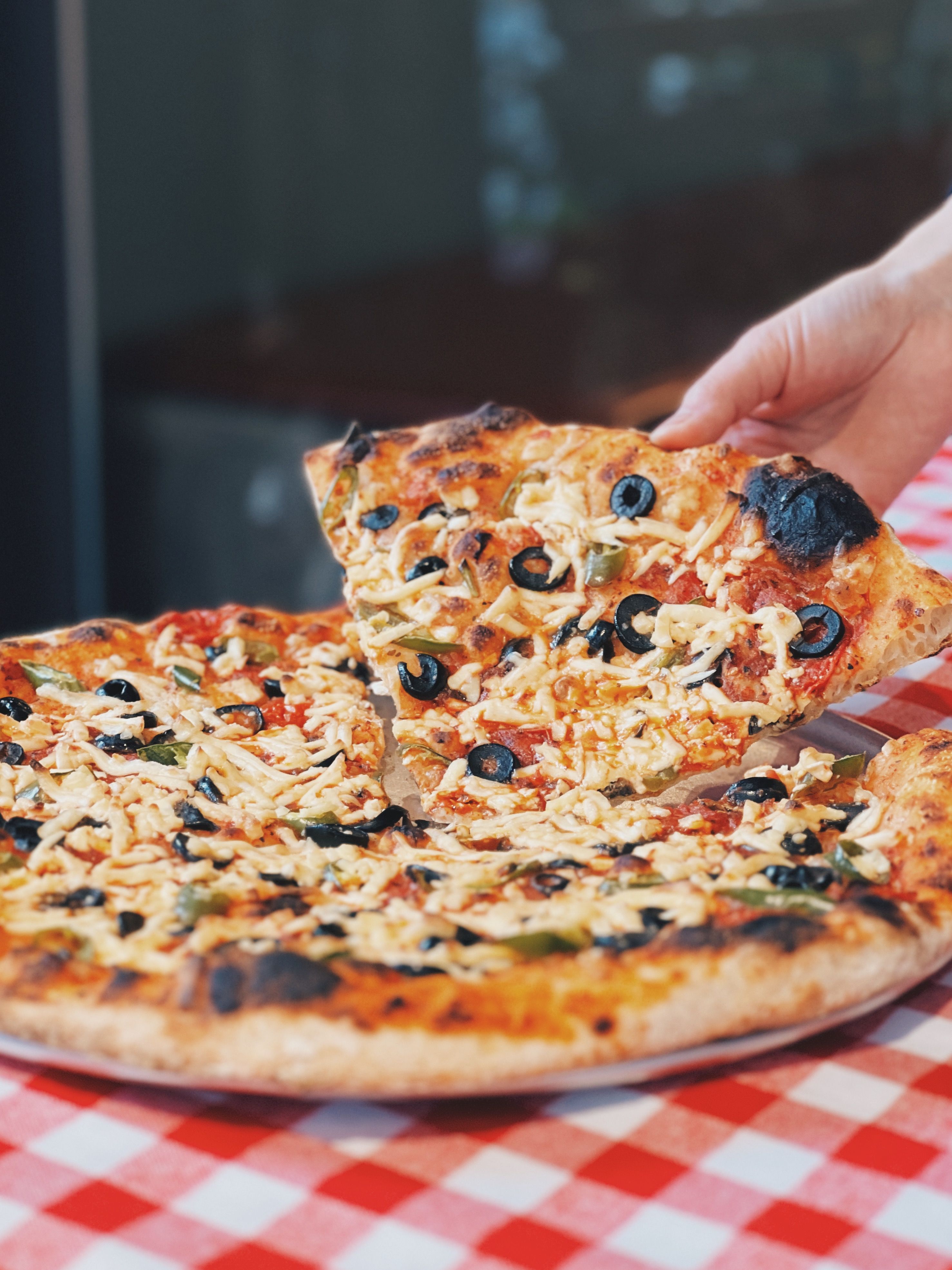 青辣椒黑橄欖PIZZA【 四分之一切片】