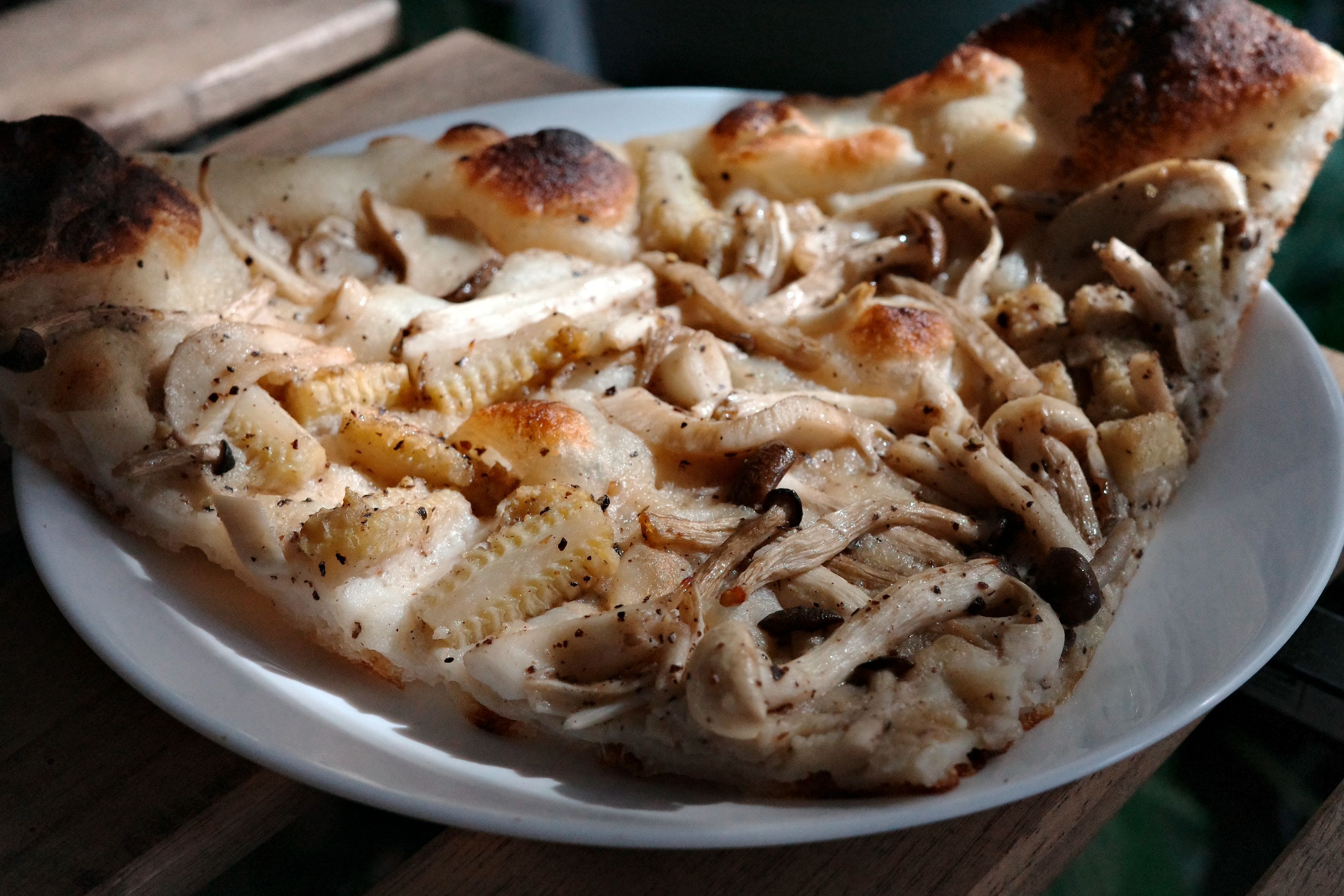 松露奶油鮪魚PIZZA【 四分之一切片】