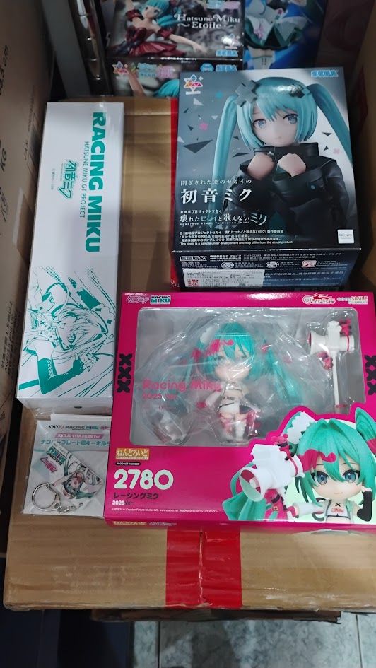 土人+要使圈+公仔+土人