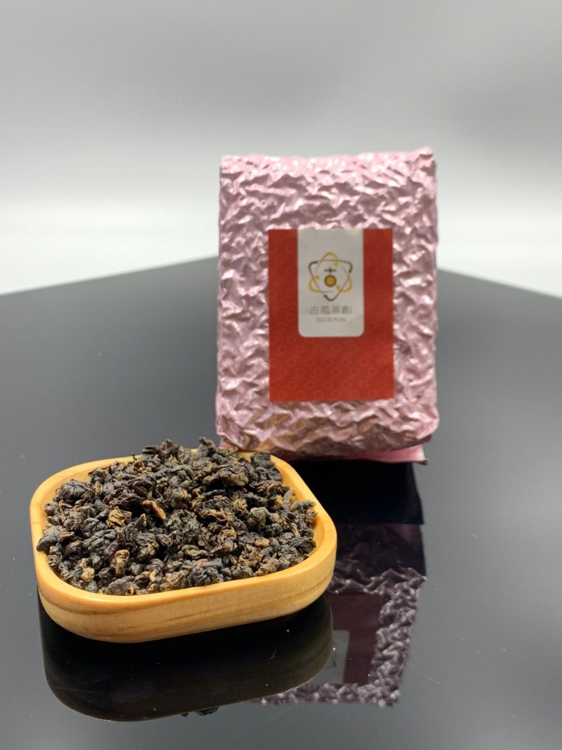 【古風茶創】原片系列-B61紅烏龍（球型）-優雅的蜜甜與果香。
