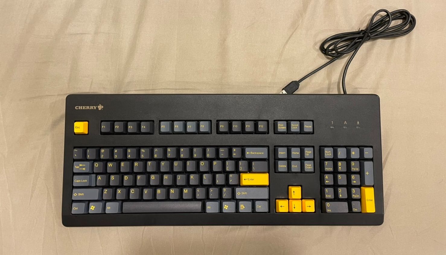CHERRY櫻桃G80-3000青軸機械式鍵盤